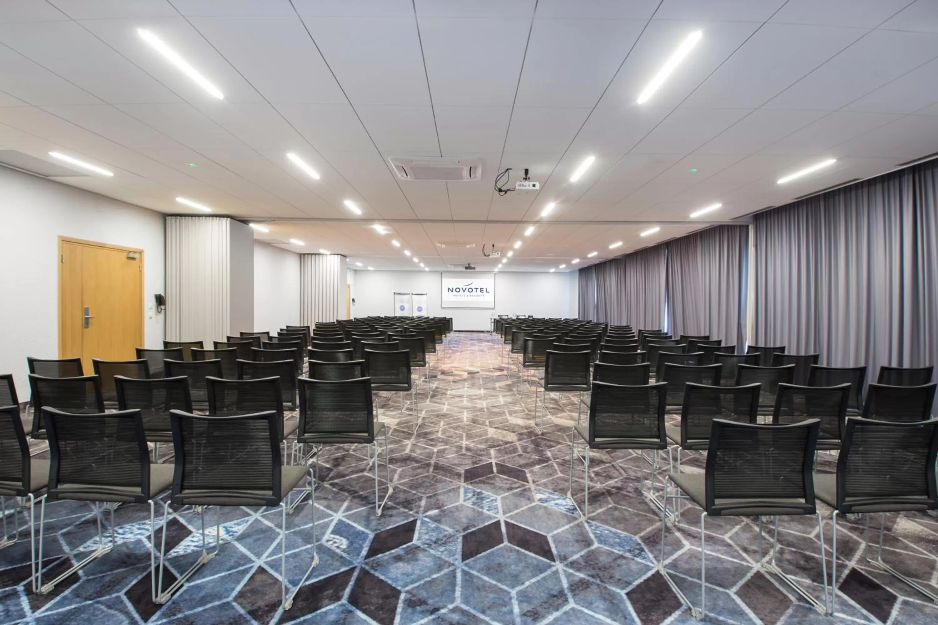 Meeting/conference room in Novotel Wrocław City