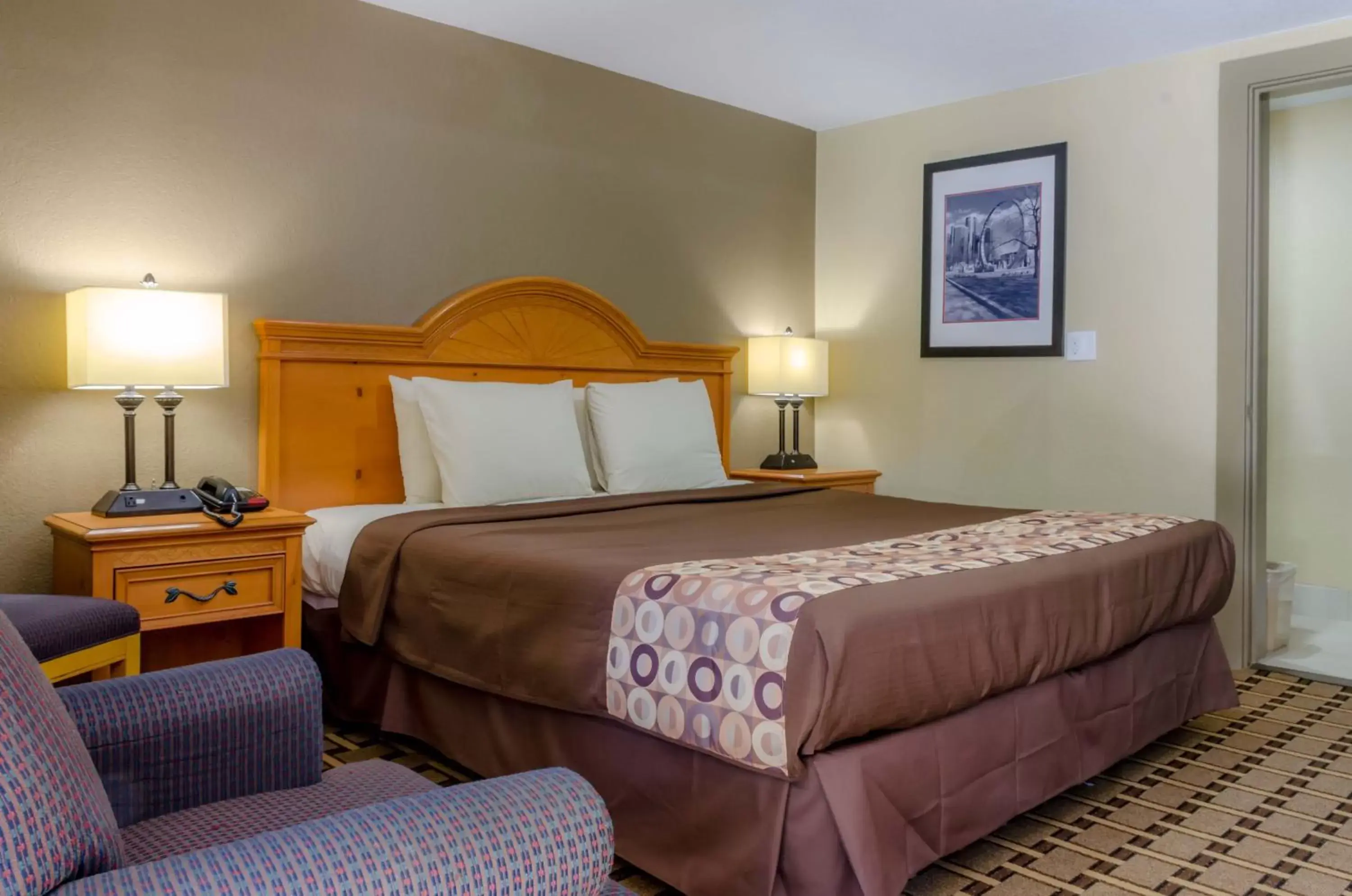 King Room - Non-Smoking in Relax Inn - Bryson City King Room - Non-Smoking in Relax Inn - Bryson City