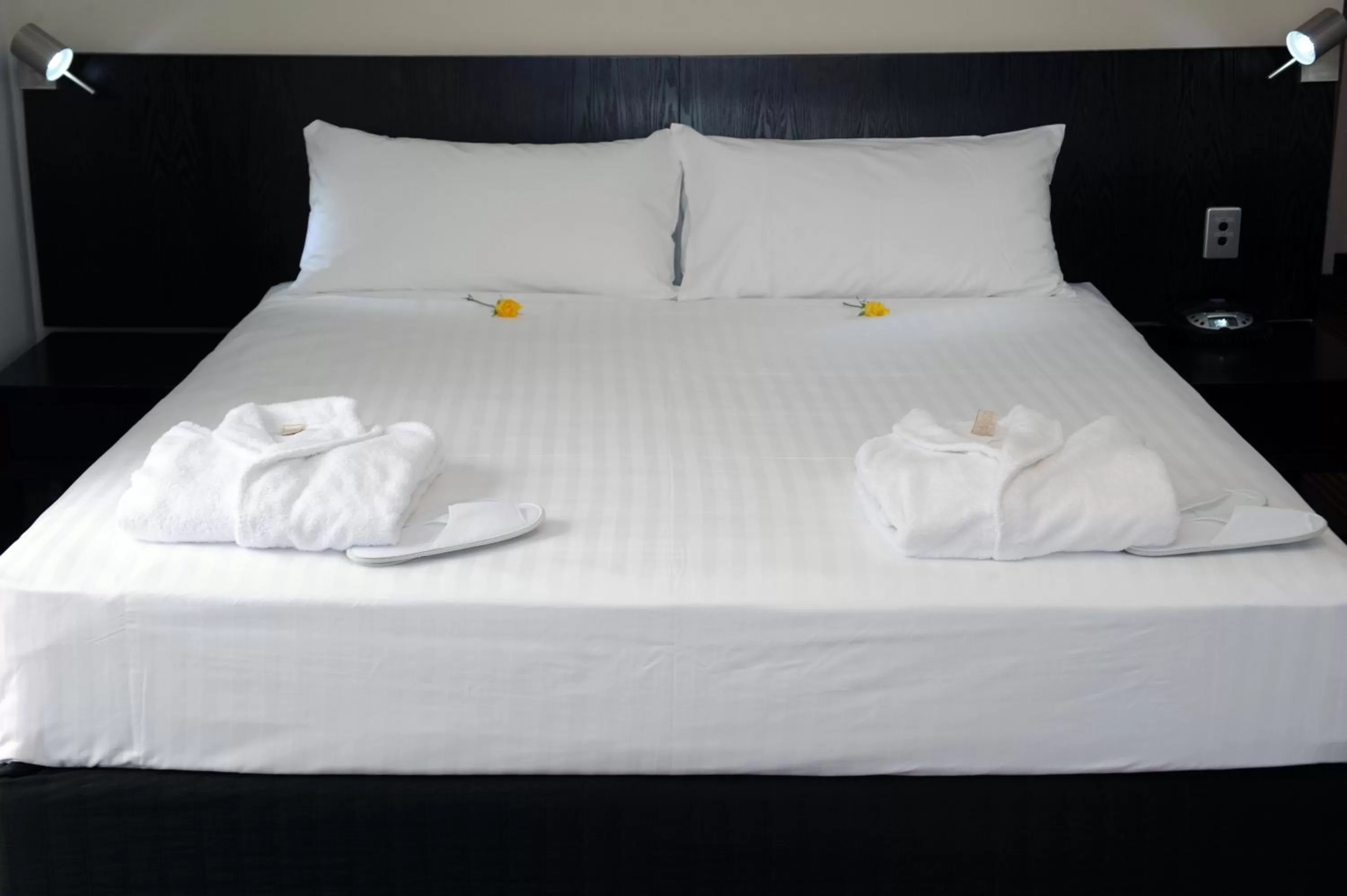 Bed in Hotel Grand Chancellor Launceston