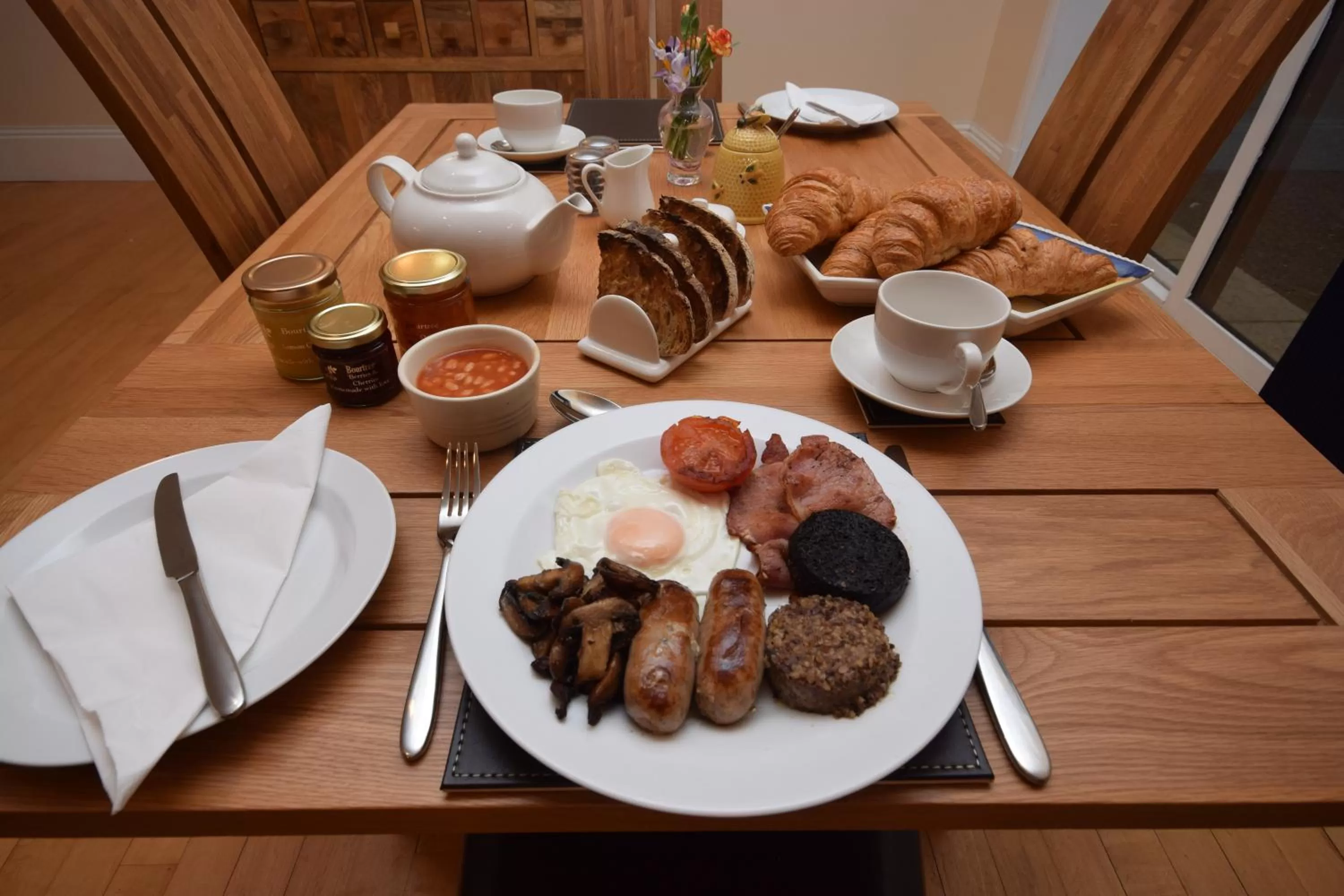 Food and drinks in Croft Na Coille