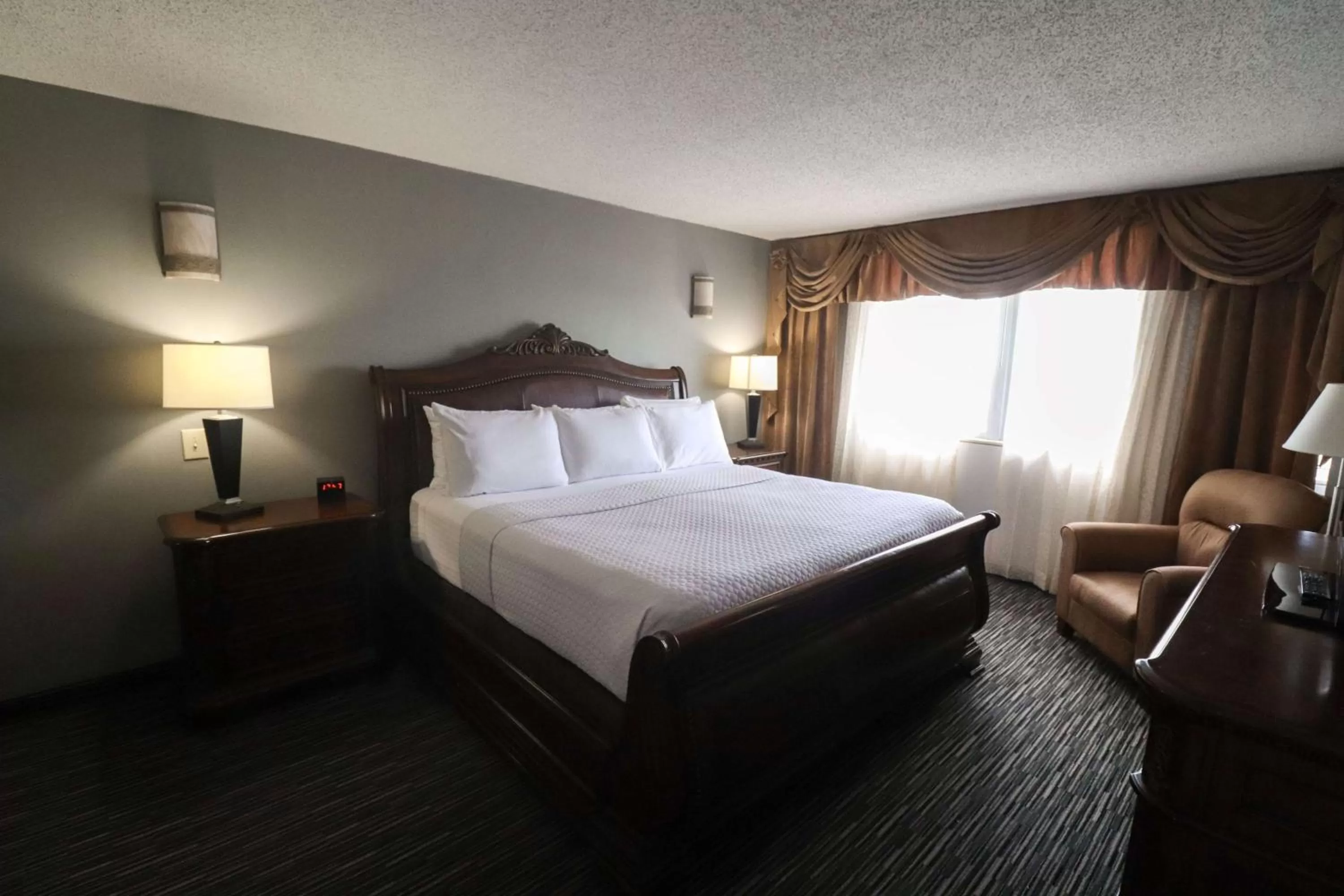 Photo of the whole room, Bed in Wyndham Houston near NRG Park - Medical Center