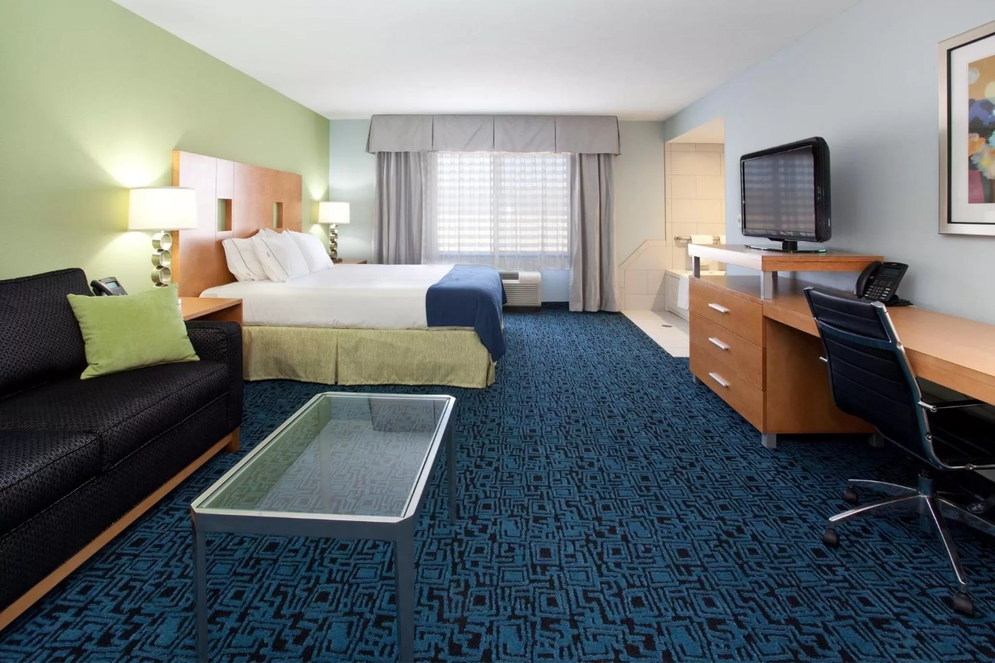 Photo of the whole room in Holiday Inn Express Hotel & Suites Rock Springs Green River by IHG