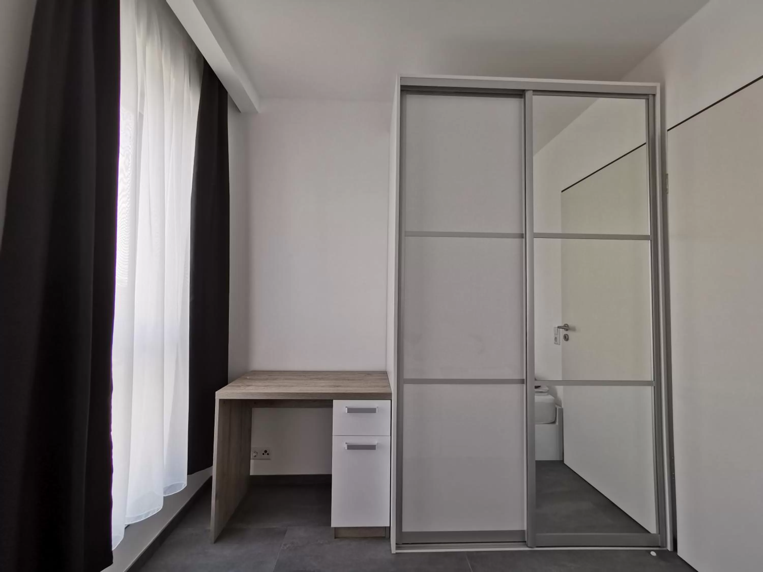 wardrobe in HP Apartments