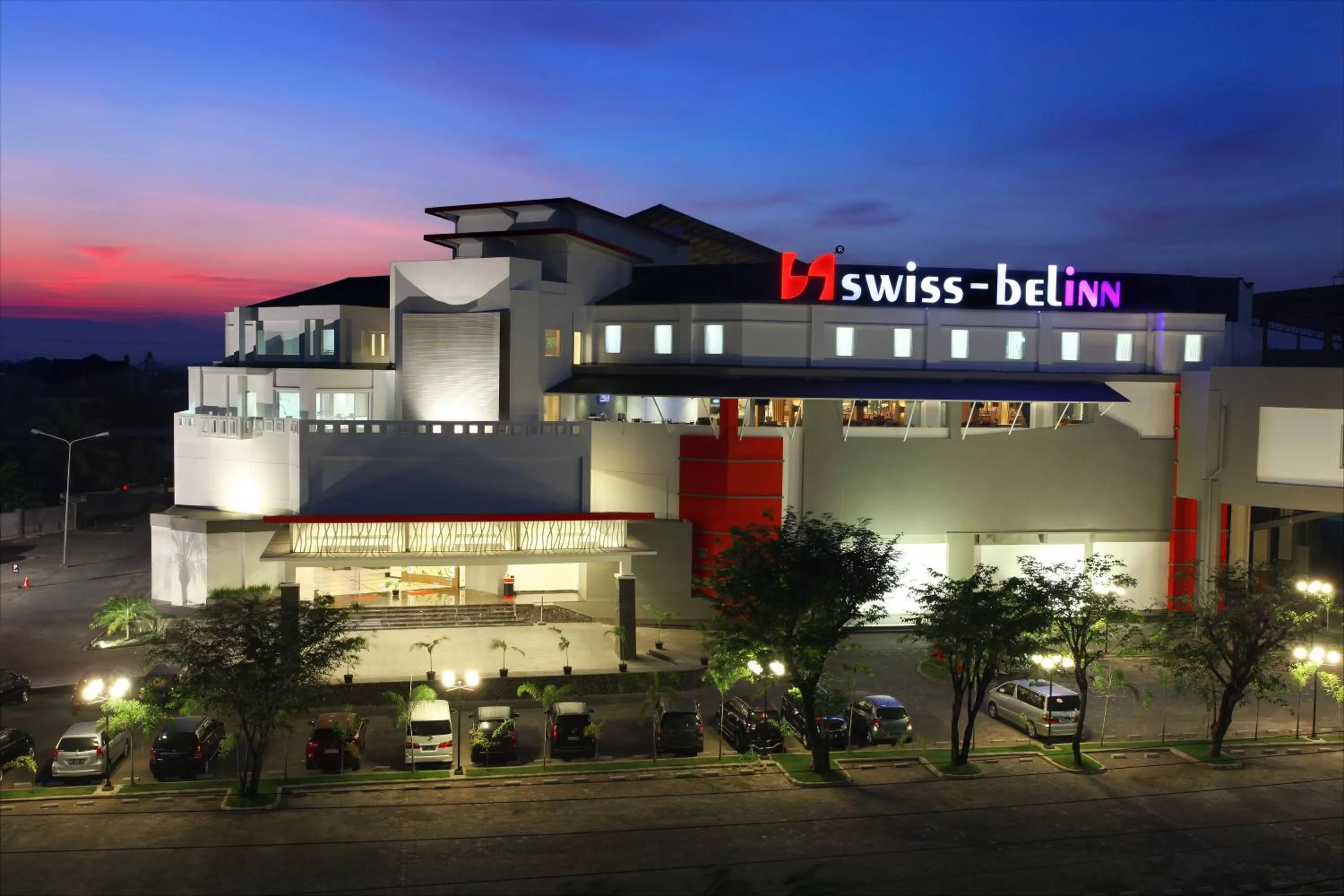 Night in Swiss-Belinn Panakkukang