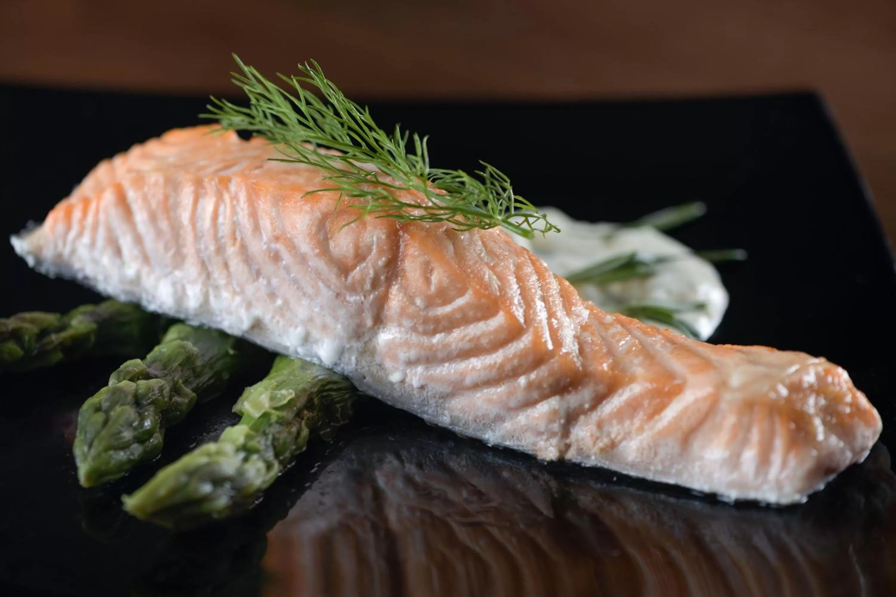 Lounge or bar in AC Hotel by Marriott Madrid Airport