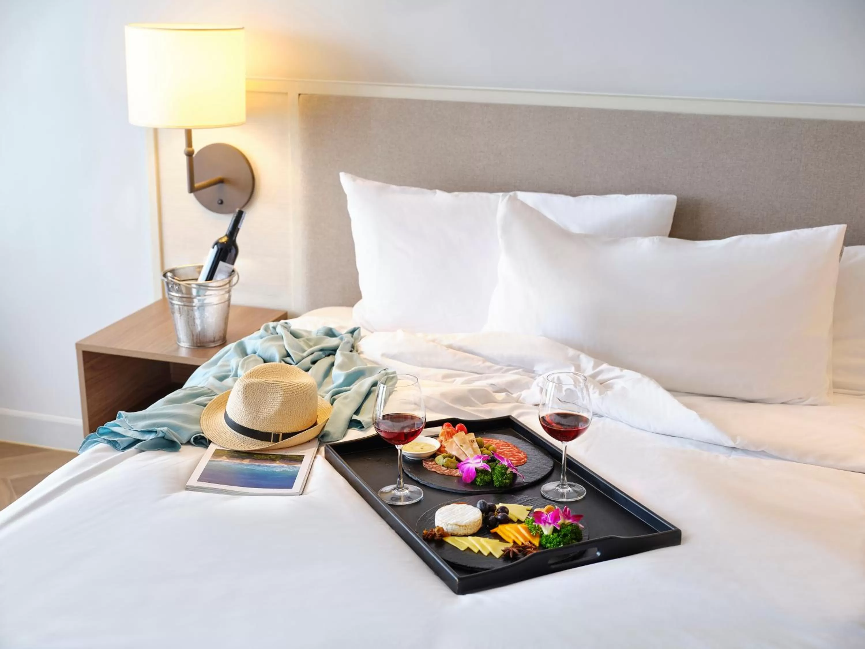 Meals, Bed in Mercure Vung Tau Resort