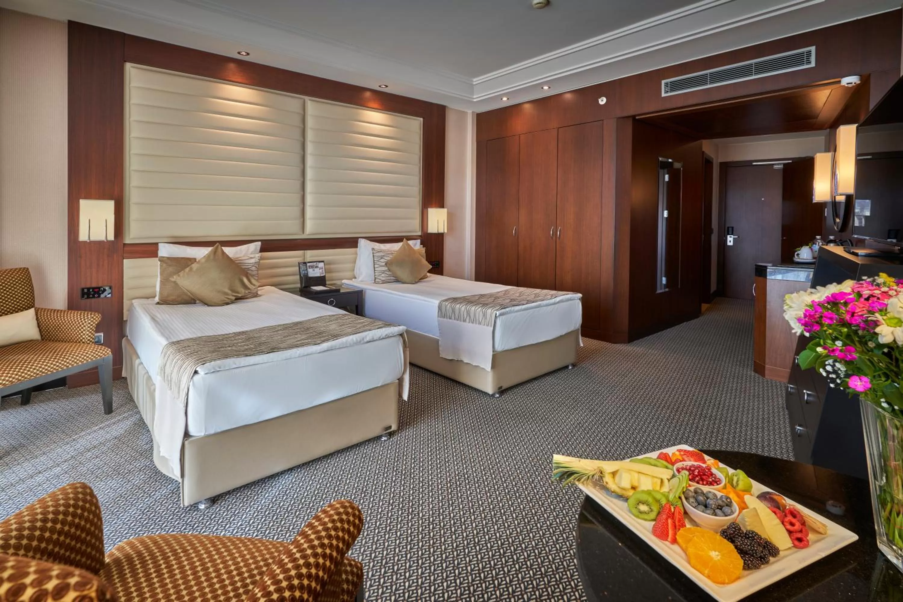 Photo of the whole room, Bed in Calista Luxury Resort