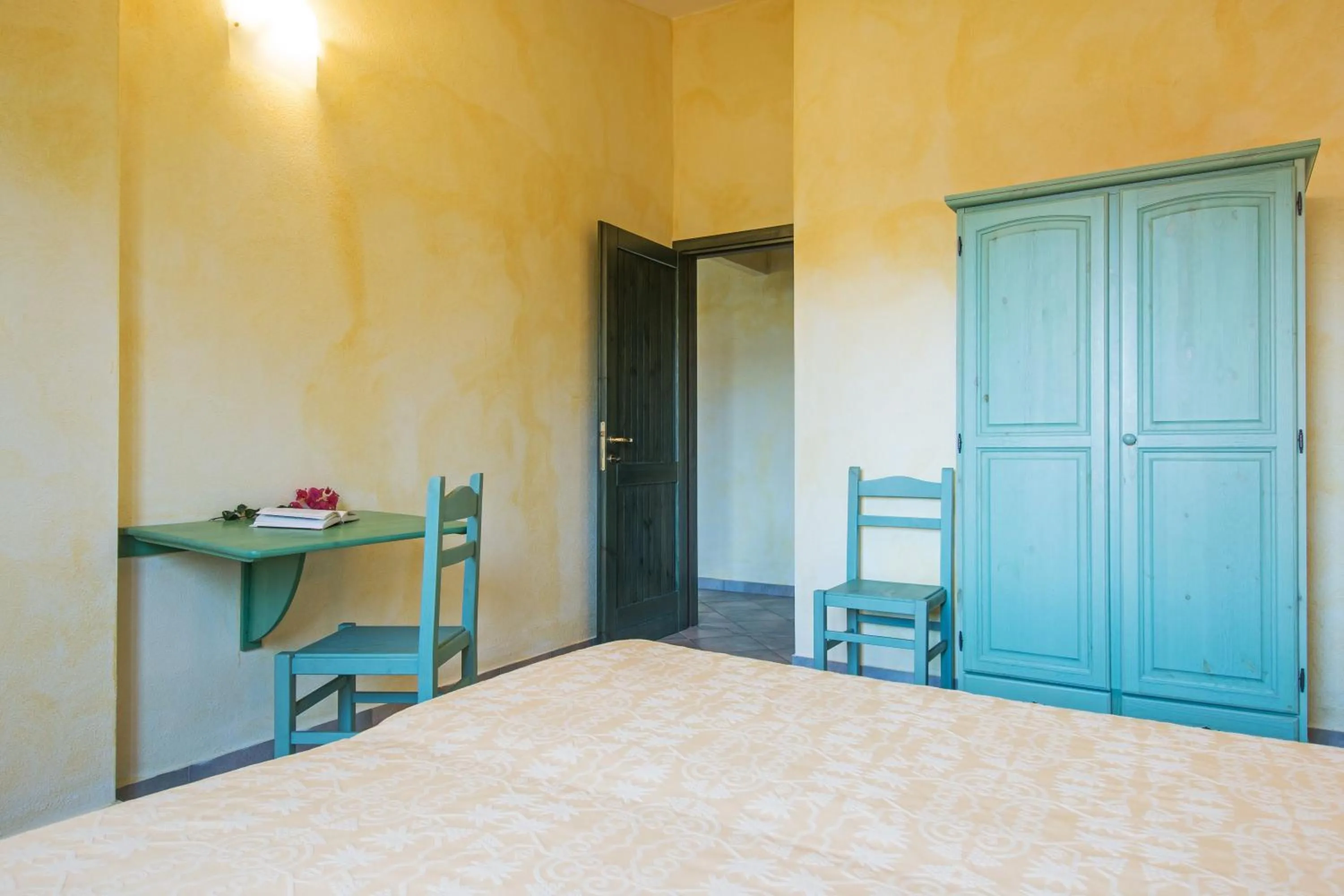 Bedroom, Bed in Albergo Residenziale Gli Ontani