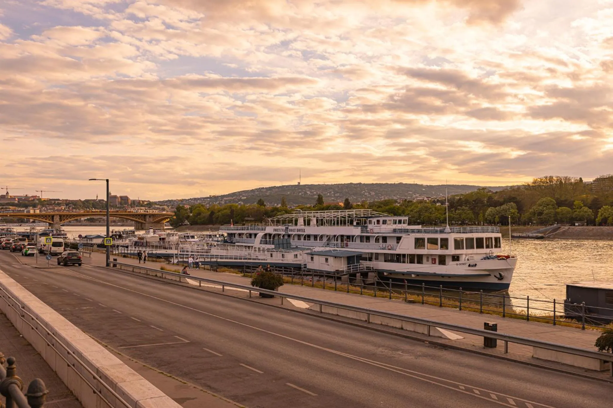 Natural landscape in Fortuna Boat Hotel Budapest