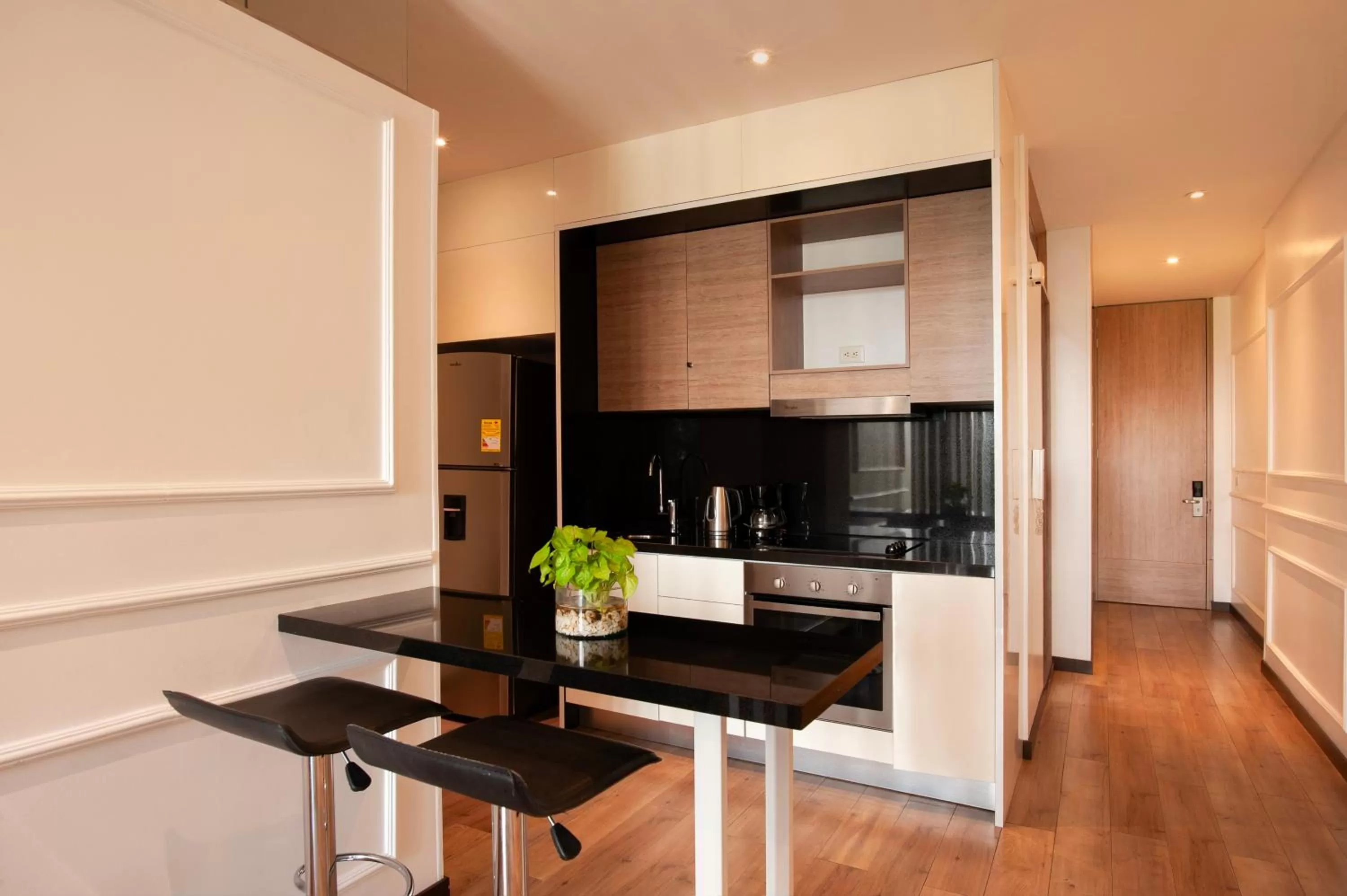 Kitchen or kitchenette in Hemma Bogotá Country Luxury Suites Hotel