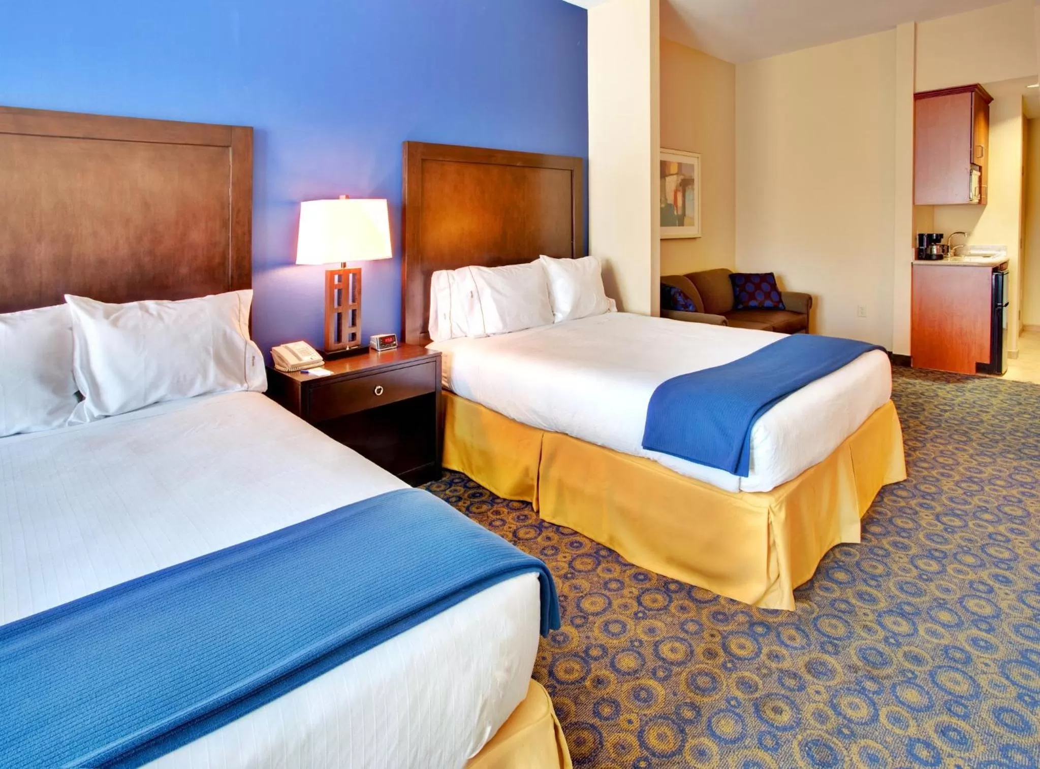 Photo of the whole room, Bed in Holiday Inn Express Hotel & Suites Lake Elsinore by IHG