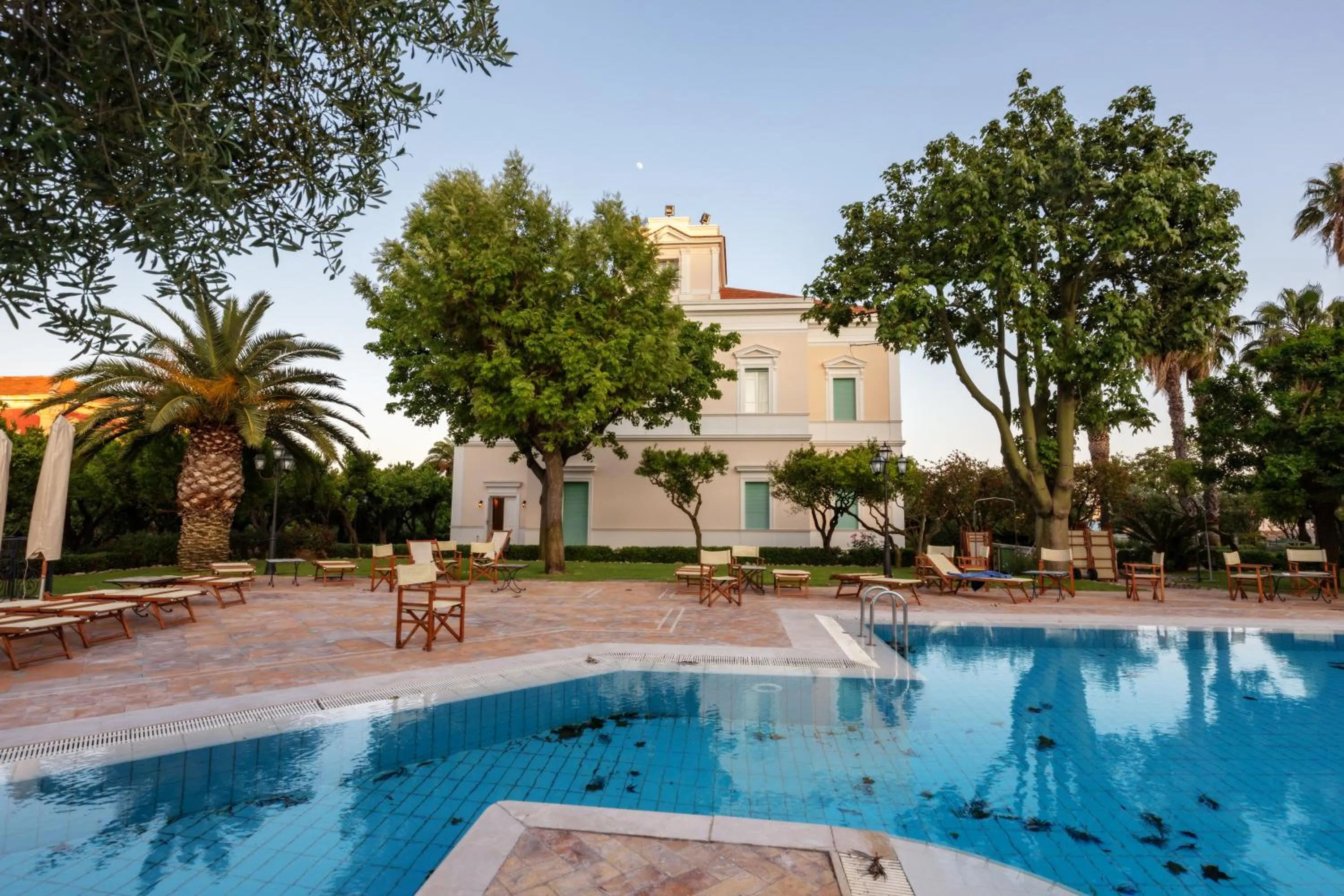 Pool view in Villa Irlanda Grand Hotel