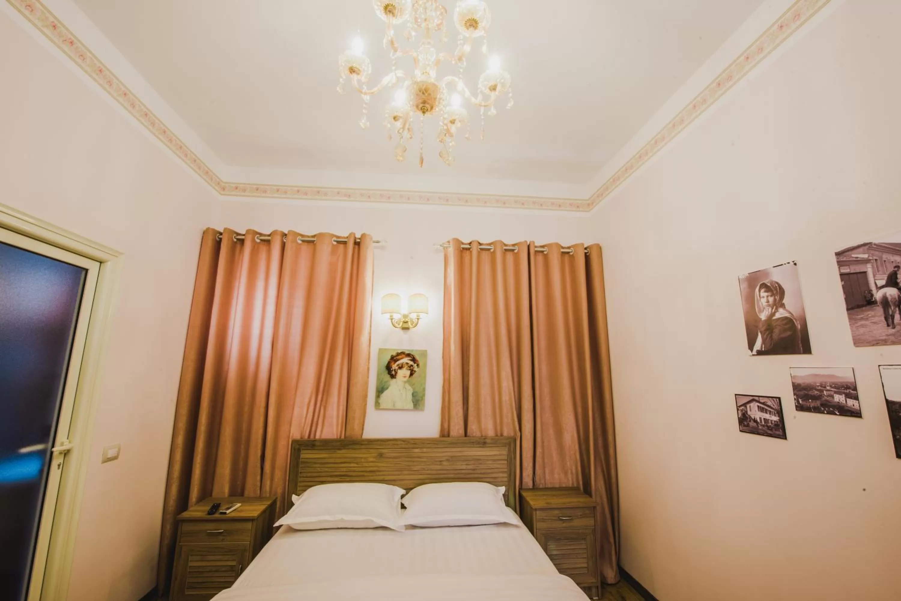 Bed in Hotel Loredano