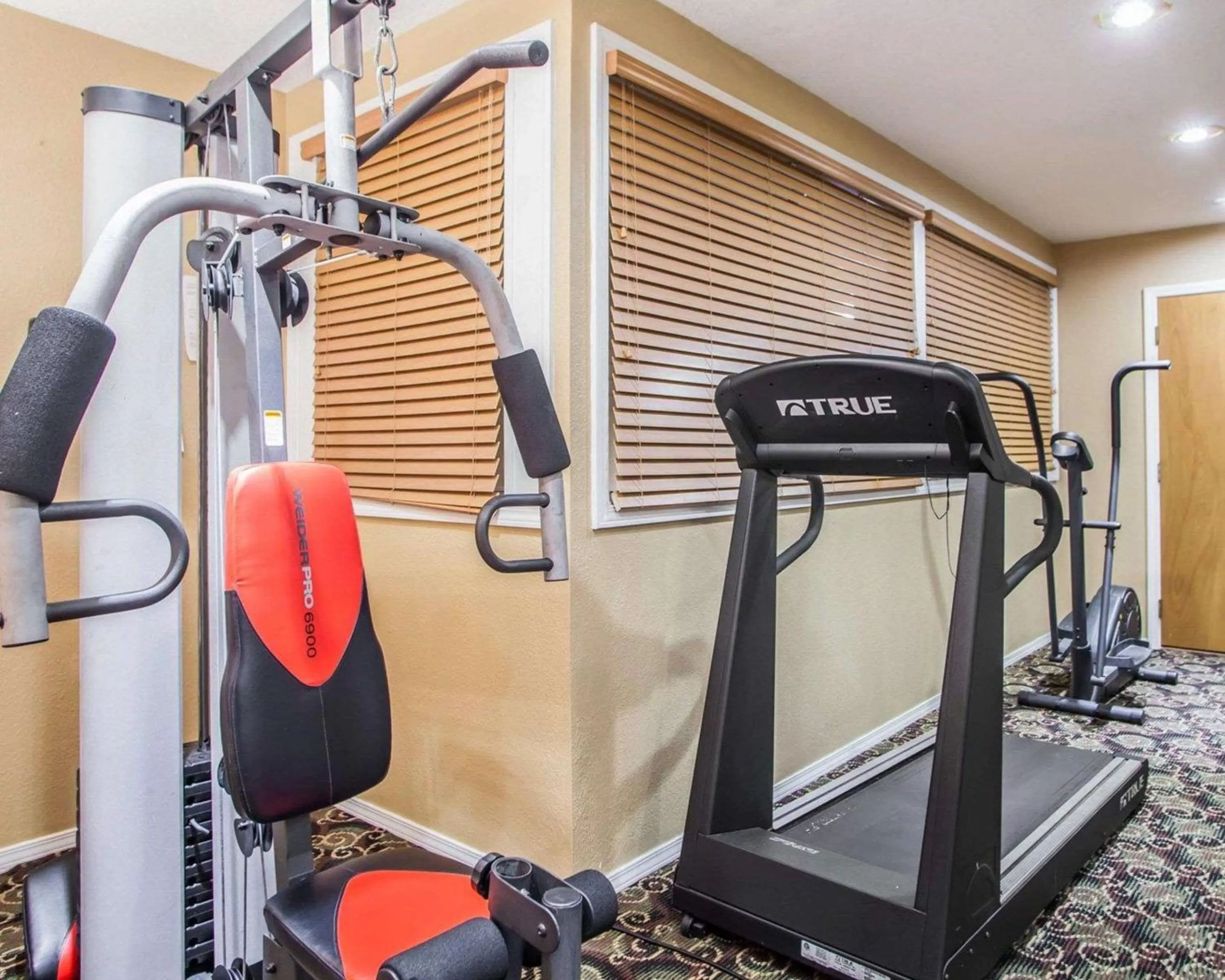 Fitness centre/facilities in Quality Inn Belton - Kansas City South