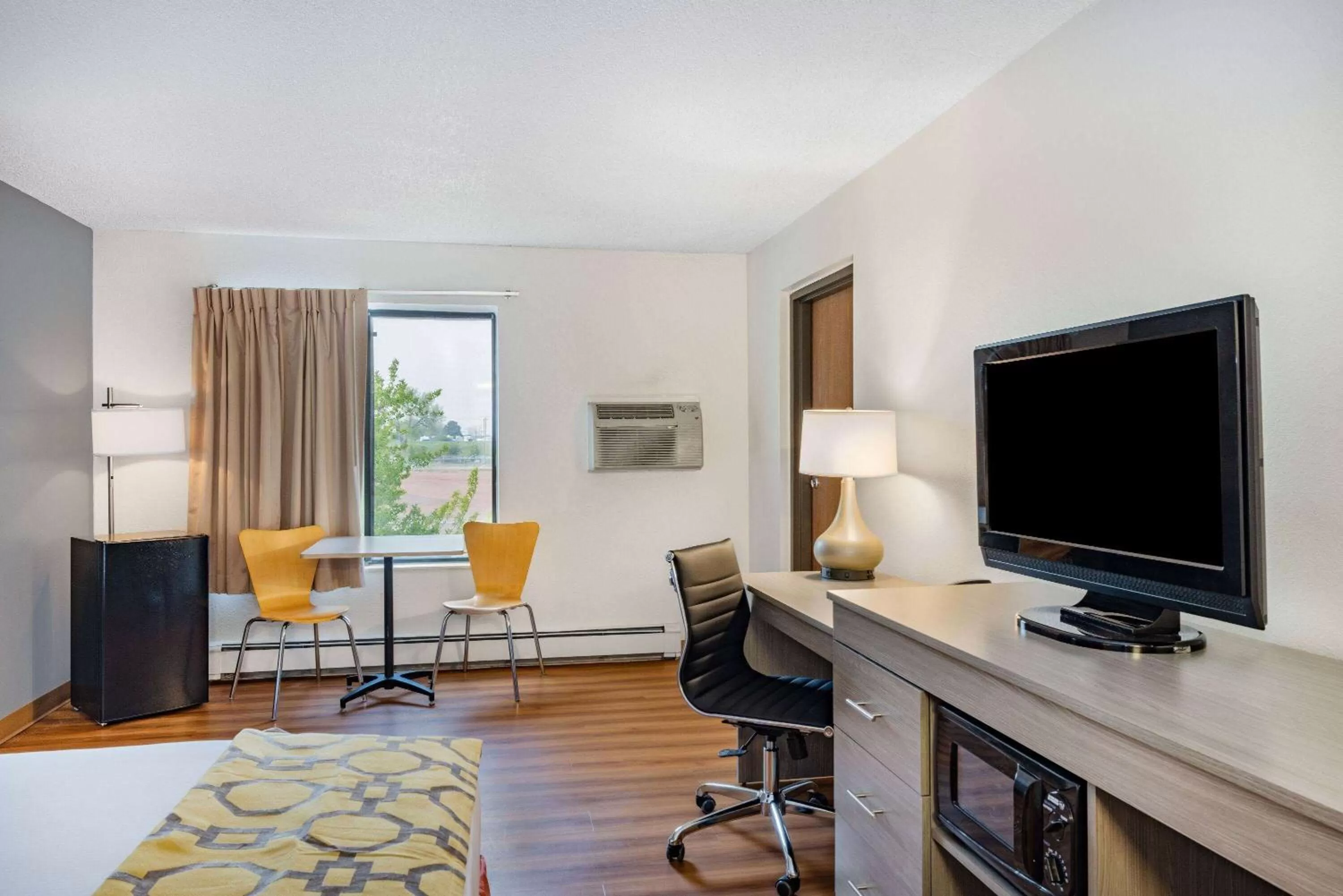 Bed in Baymont by Wyndham Gillette