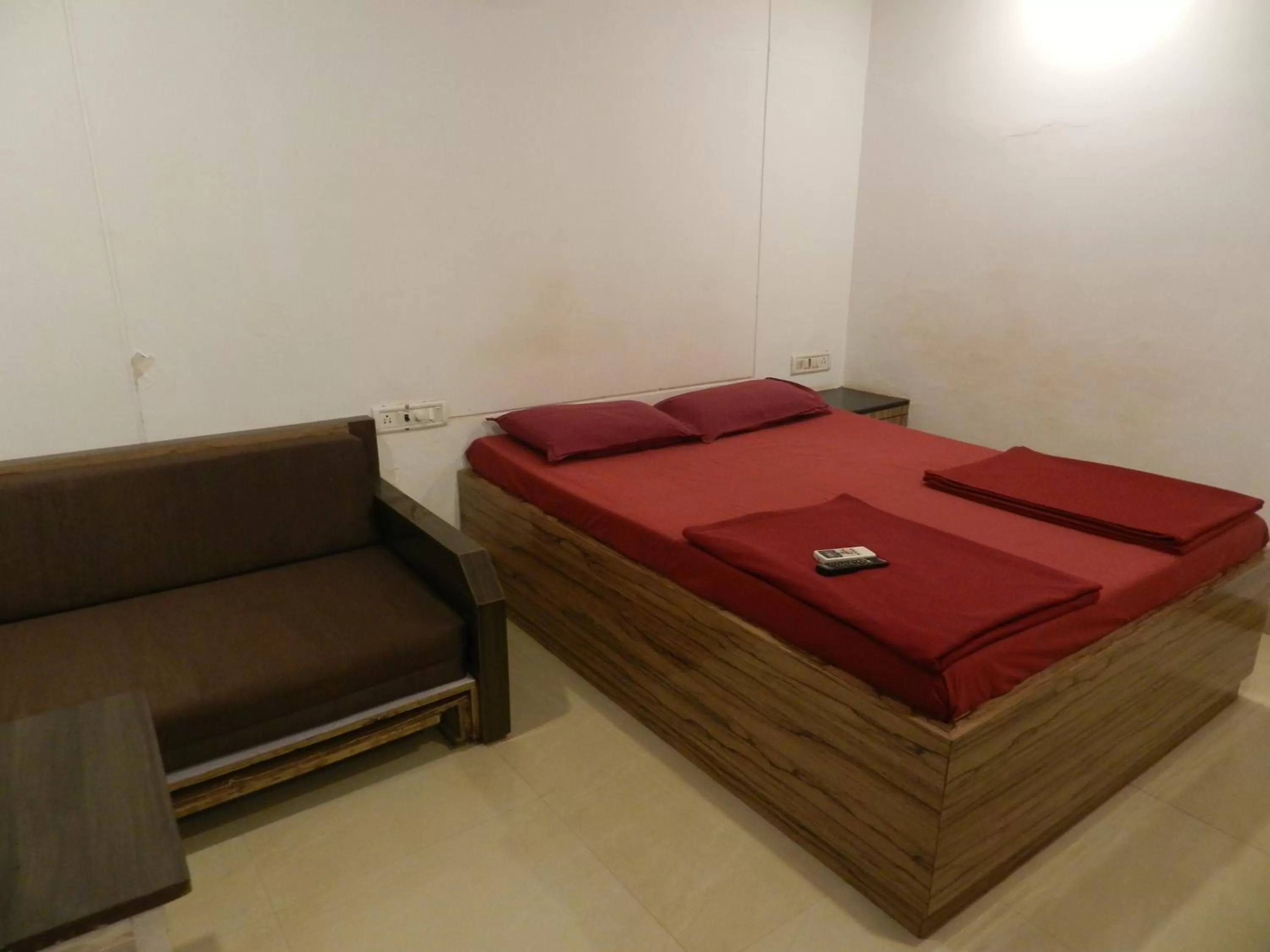Bed in Sayeban Hotel