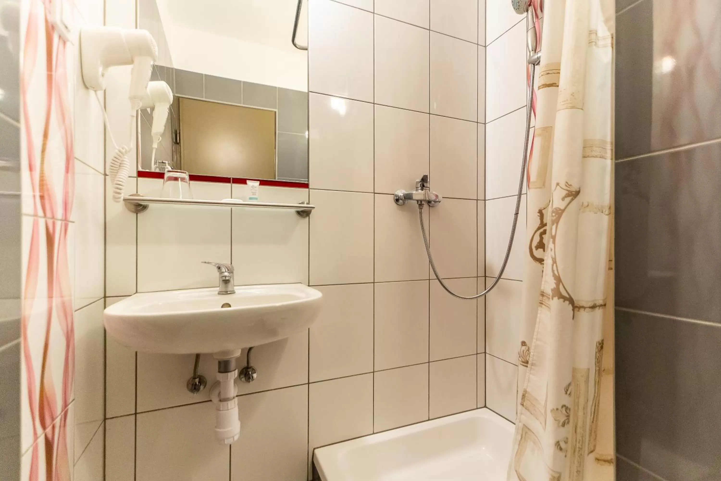 Photo of the whole room in Hotel New Skanpol