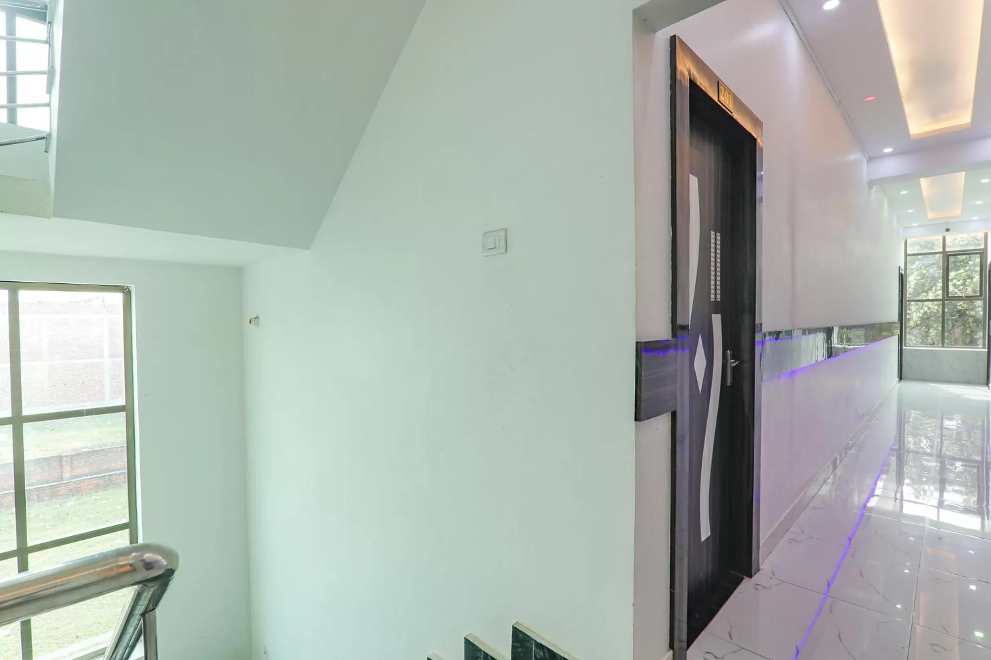 Lobby or reception in FabHotel Lumbini International - Nr Sarnath Museum