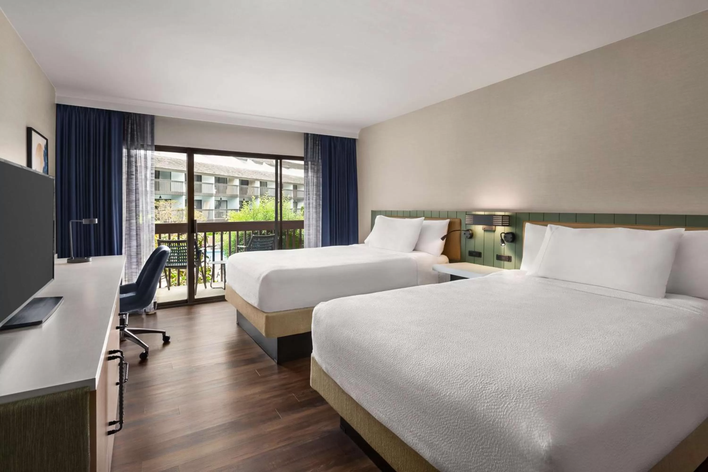 Bed in Hilton Garden Inn Monterey