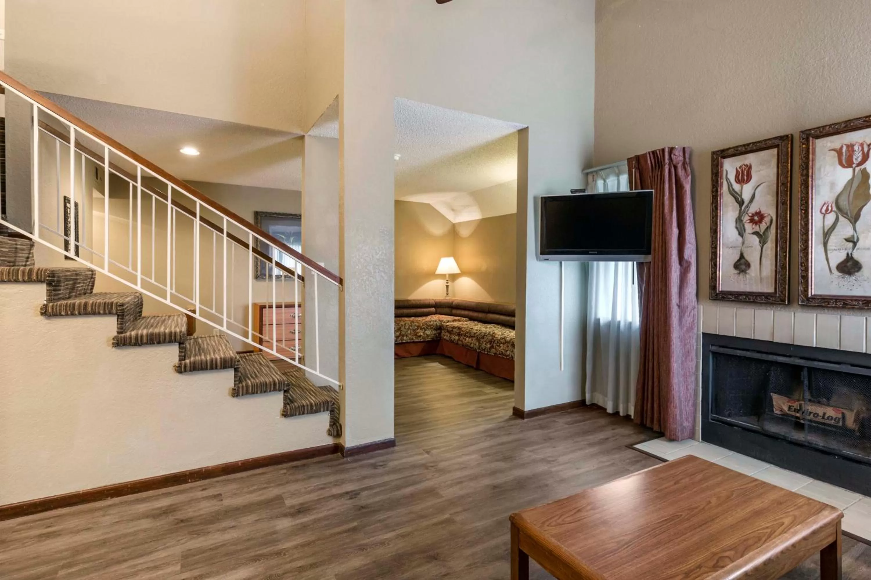 Penthouse Suite in MainStay Suites Springfield South - Battlefield Rd