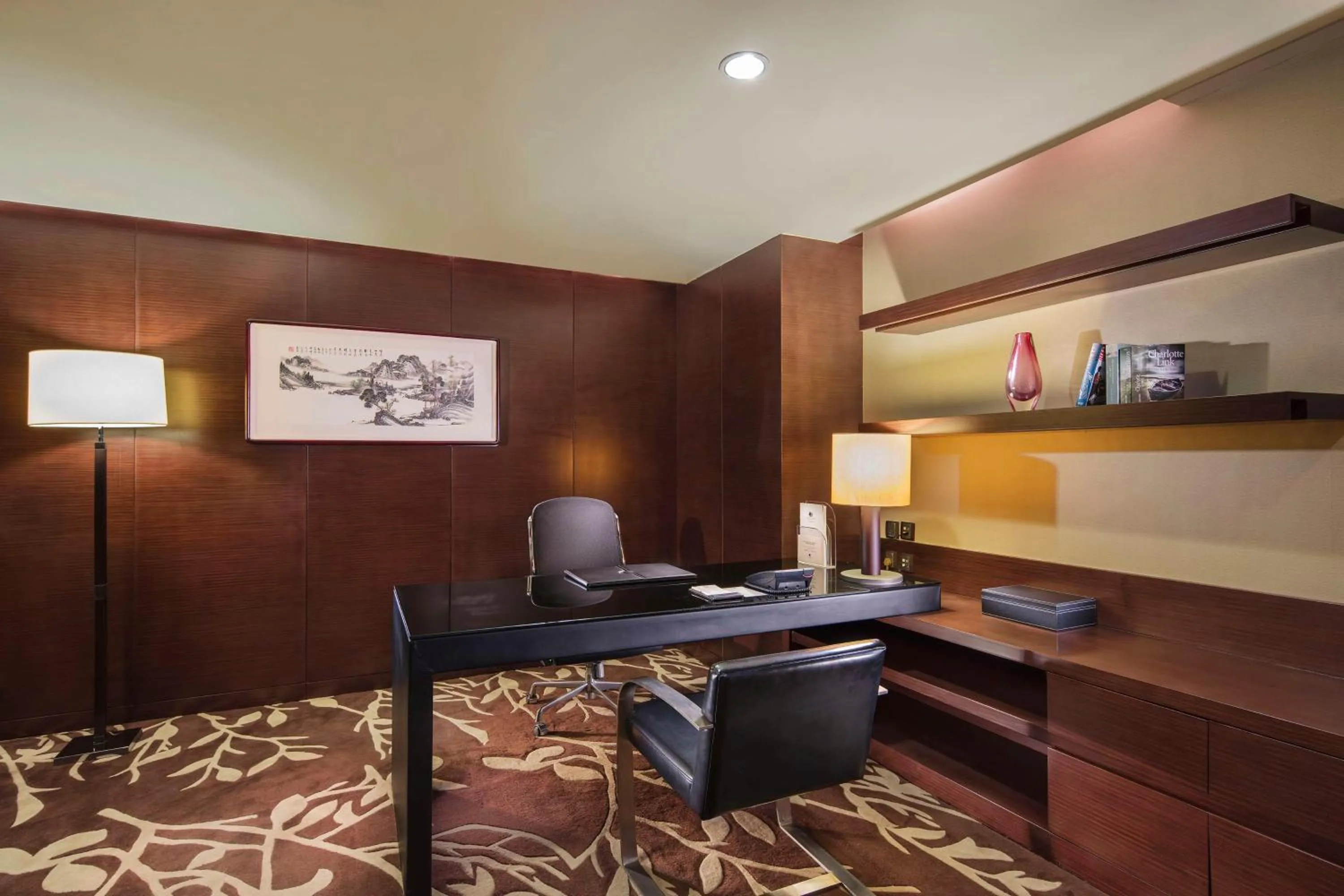 Bedroom in DoubleTree by Hilton Shenyang