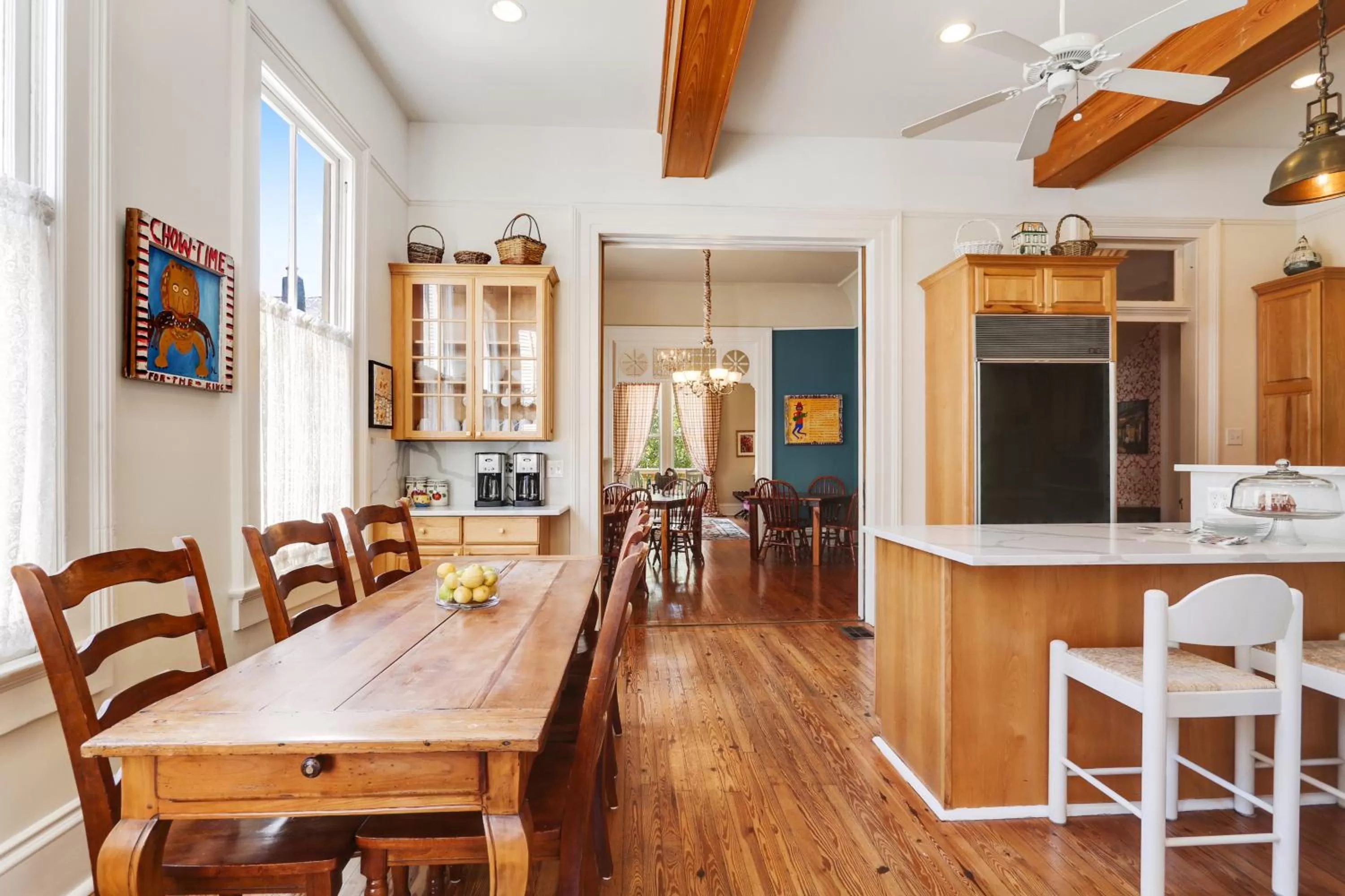 Kitchen or kitchenette, Restaurant/Places to Eat in Maison Perrier Bed & Breakfast