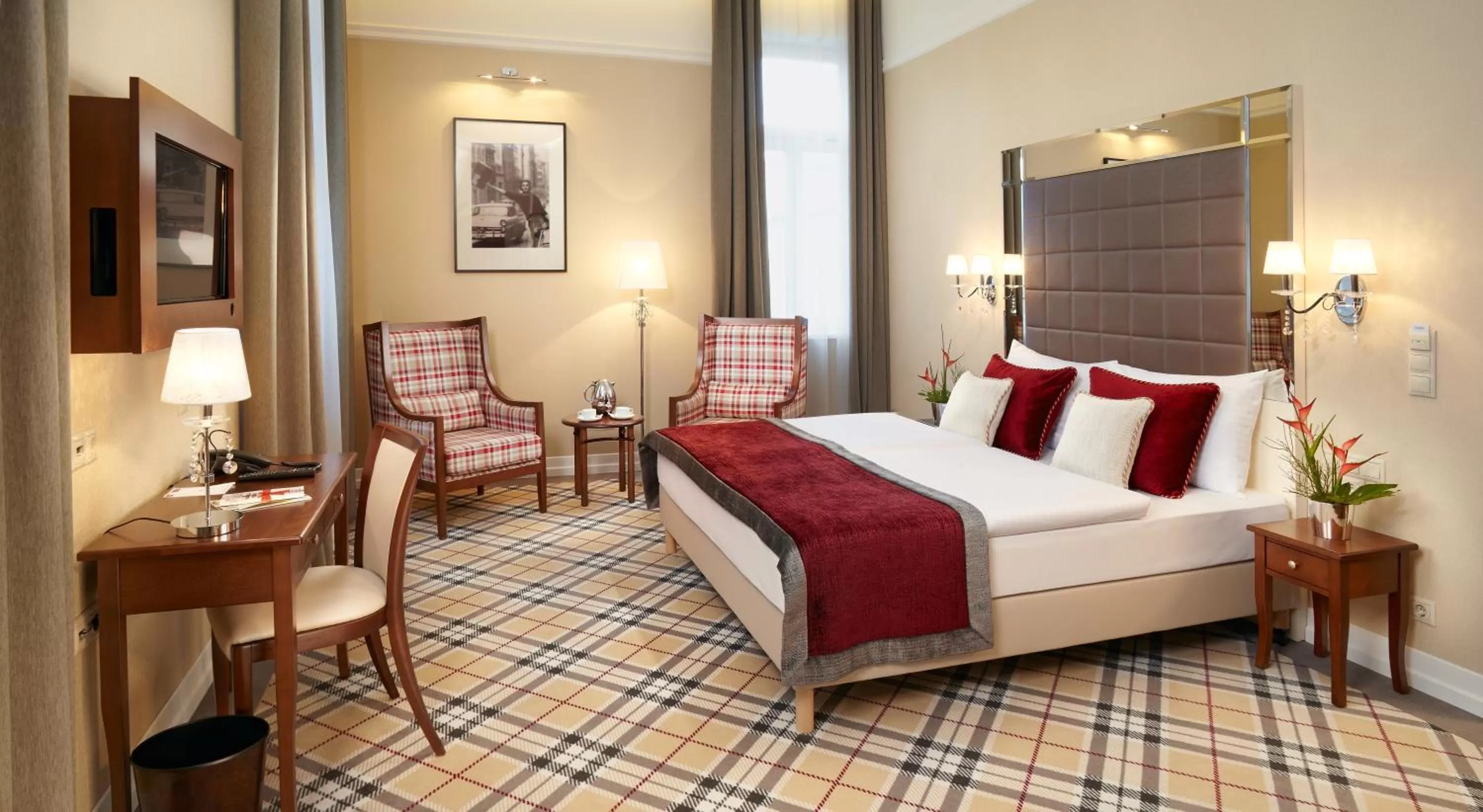 Bed in Mirage Medic Hotel