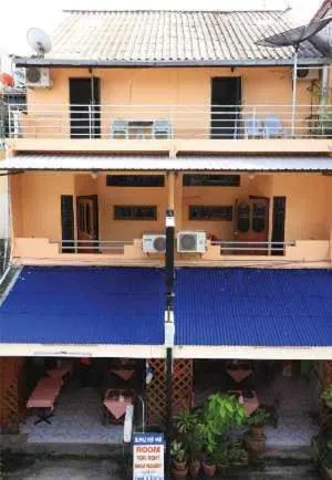 Facade/entrance in Seaworld Guesthouse