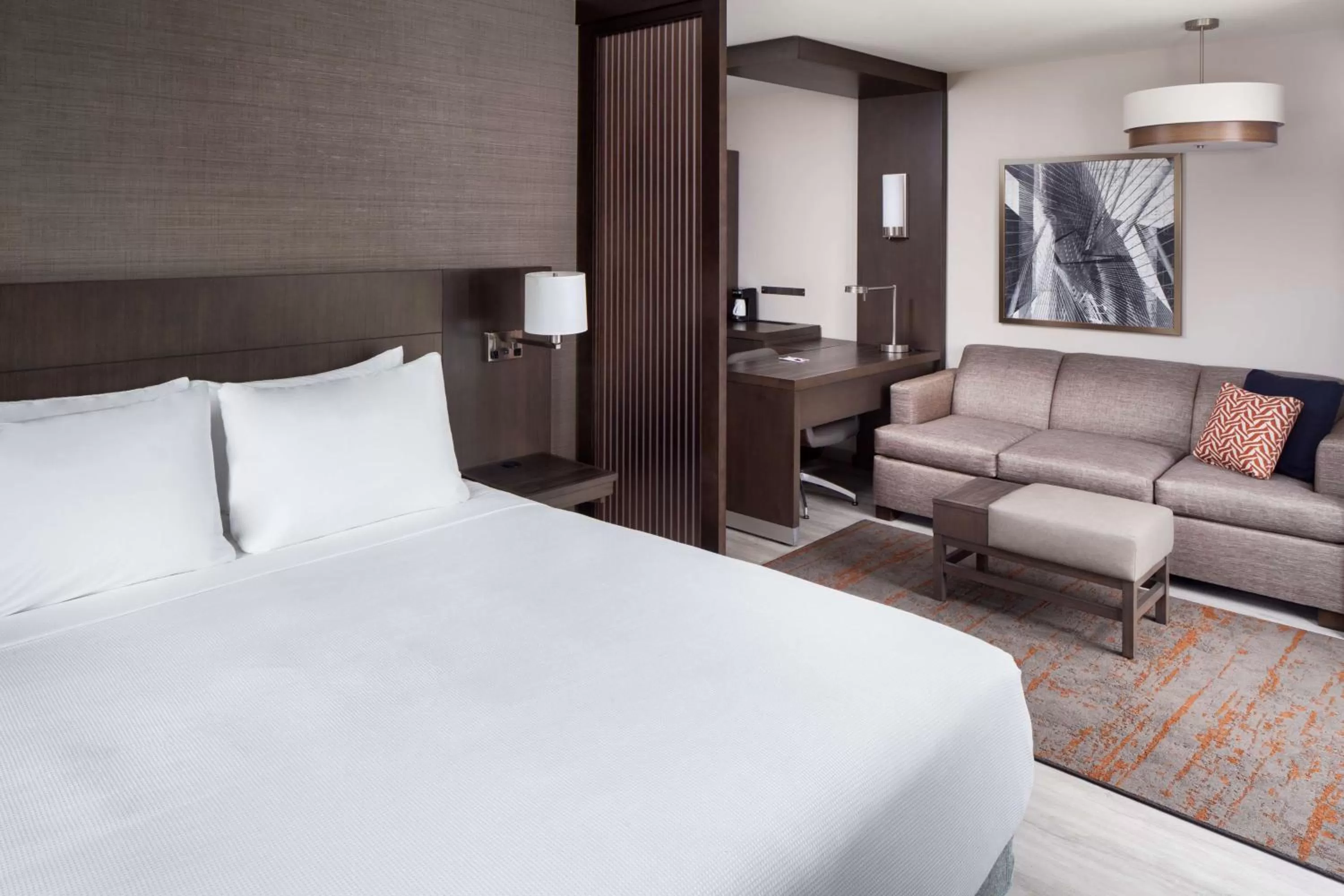 Photo of the whole room, Bed in Hyatt Place Poughkeepsie - Hudson Valley