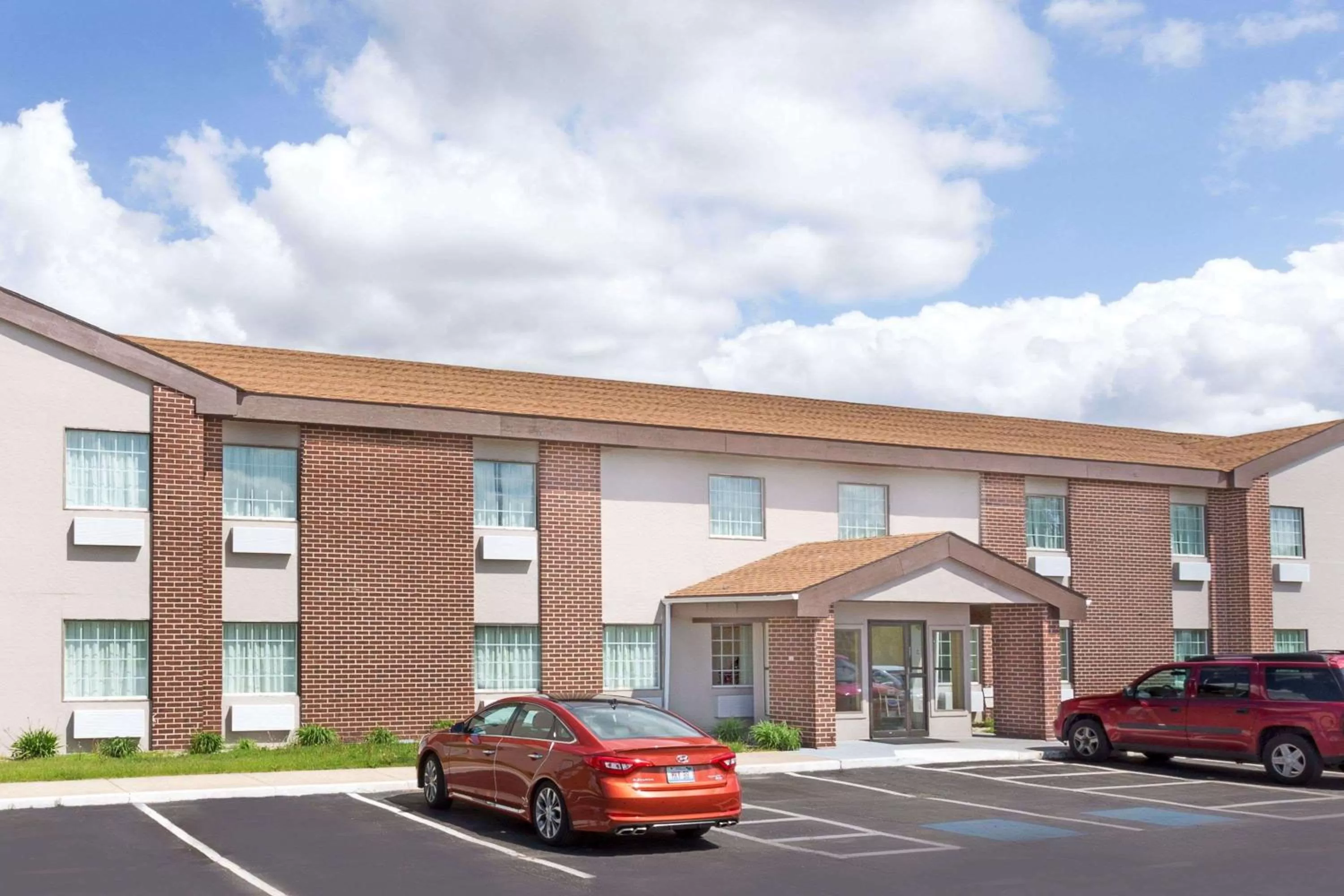 Property building in Baymont by Wyndham Beloit