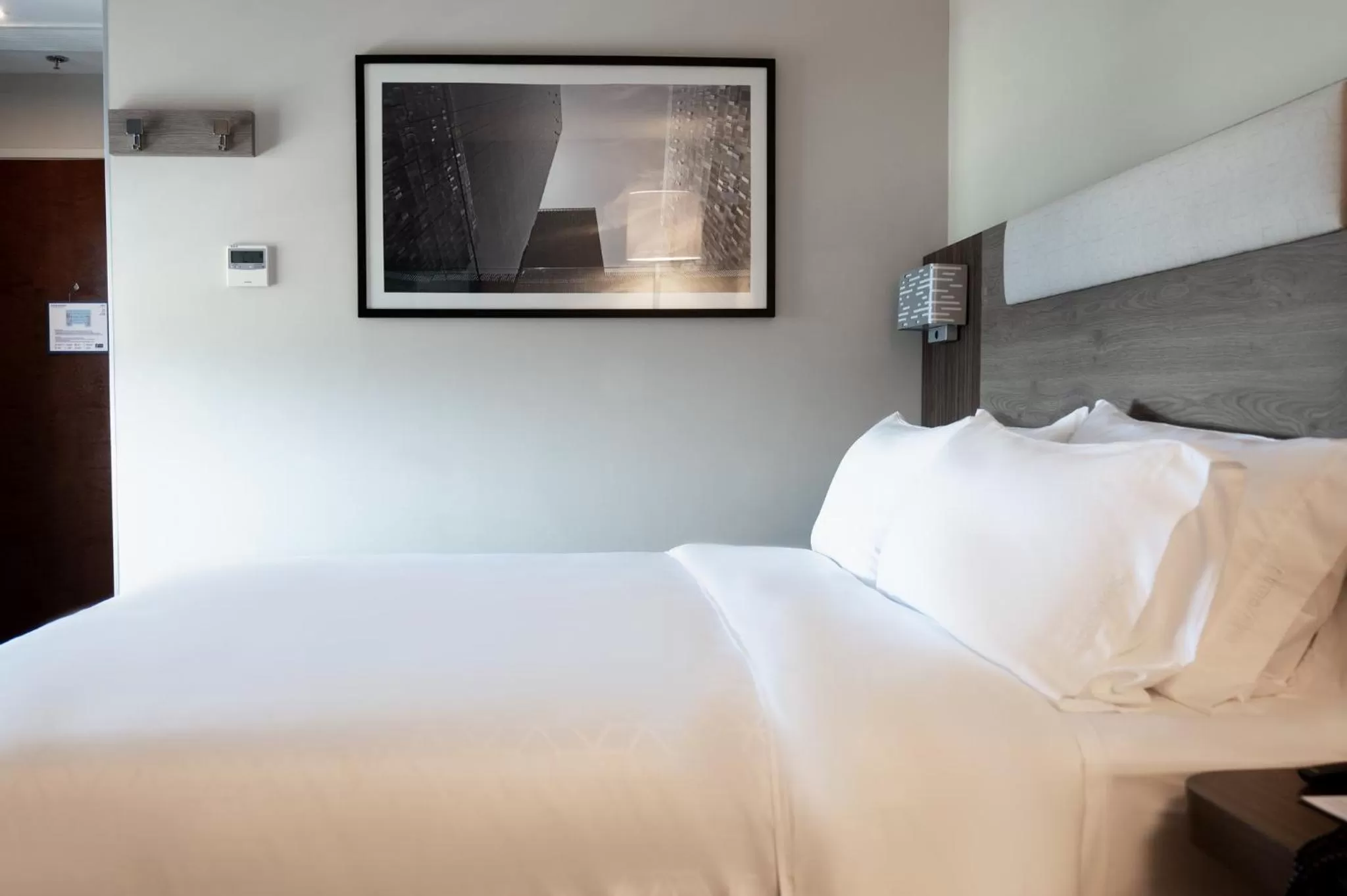 Photo of the whole room, Bed in Holiday Inn Express Mexico City Satelite by IHG