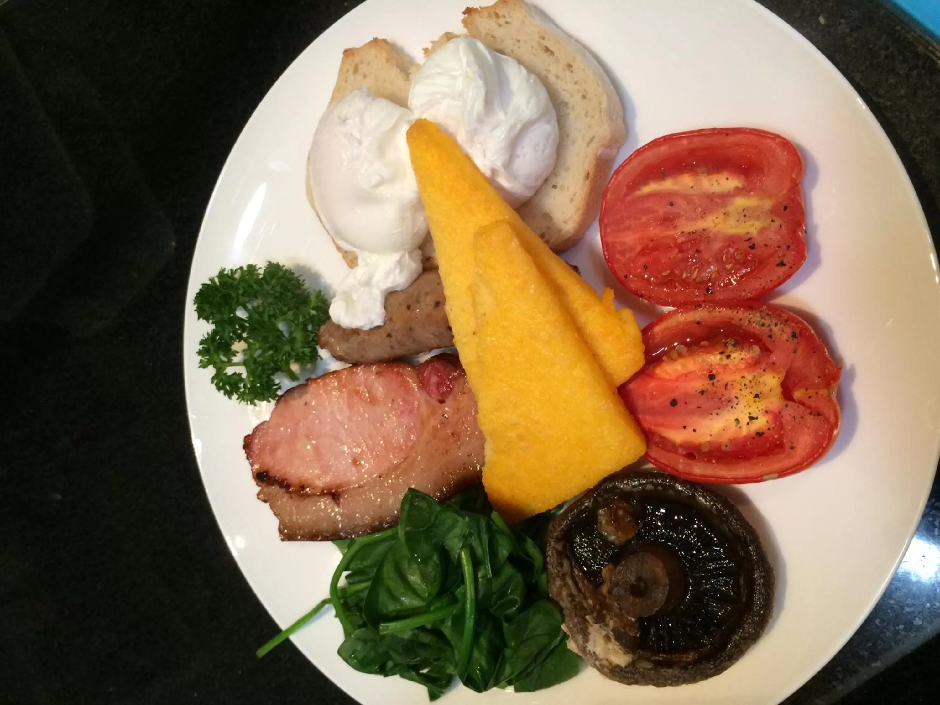 Breakfast in Gridley Homestead B&B