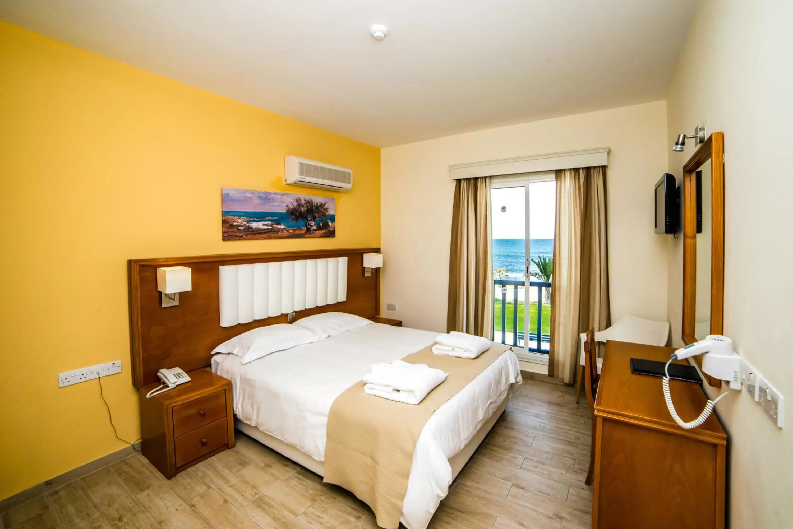 Bedroom, Bed in Kefalos Beach Tourist Village