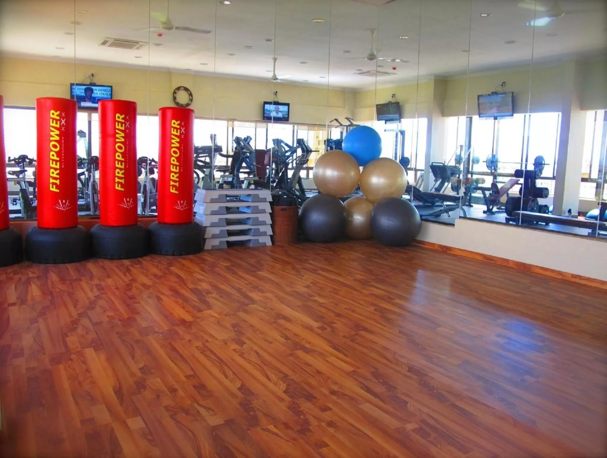 Fitness centre/facilities in CBD Hotel