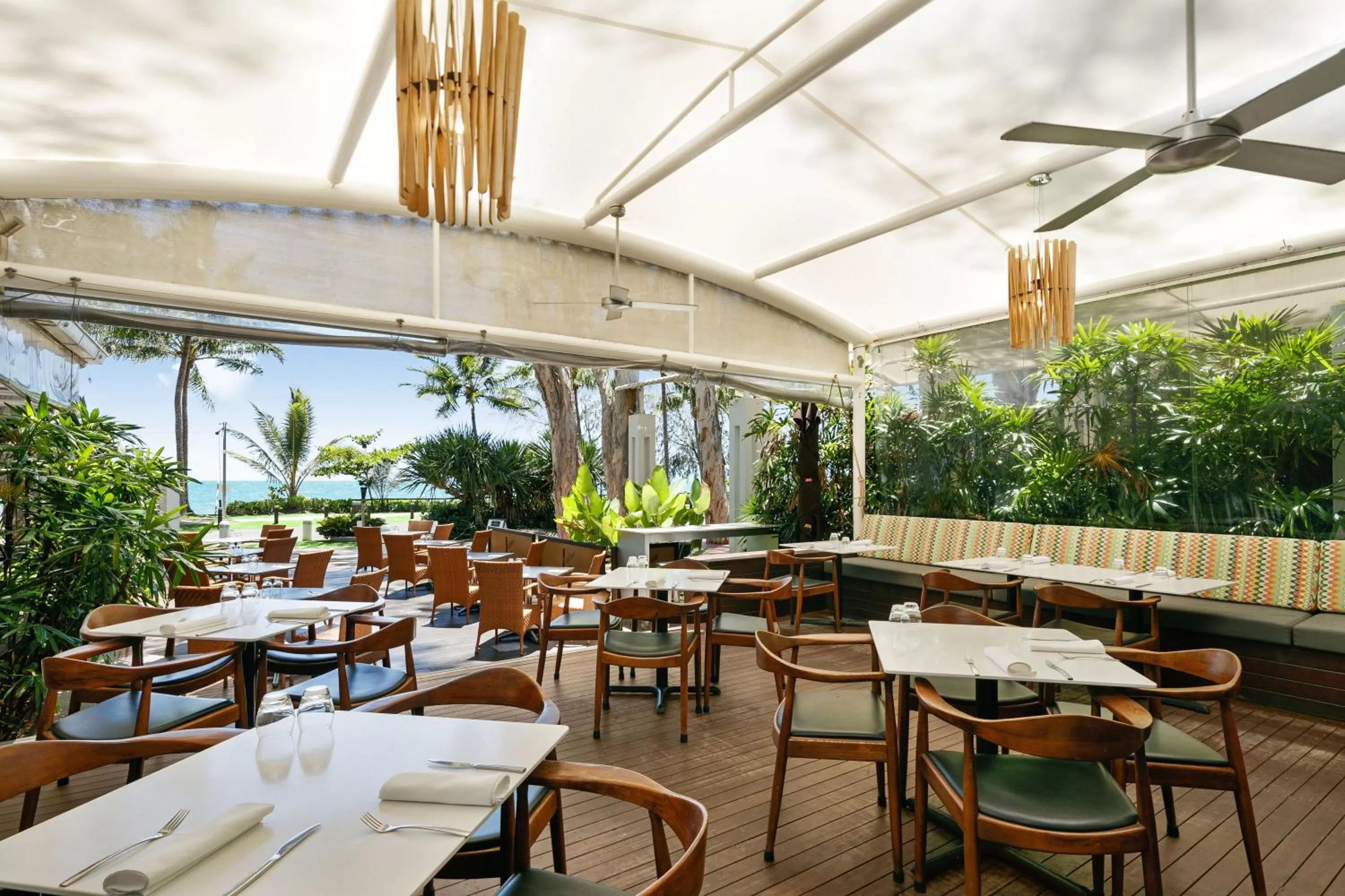 Restaurant/places to eat in Peppers Beach Club & Spa
