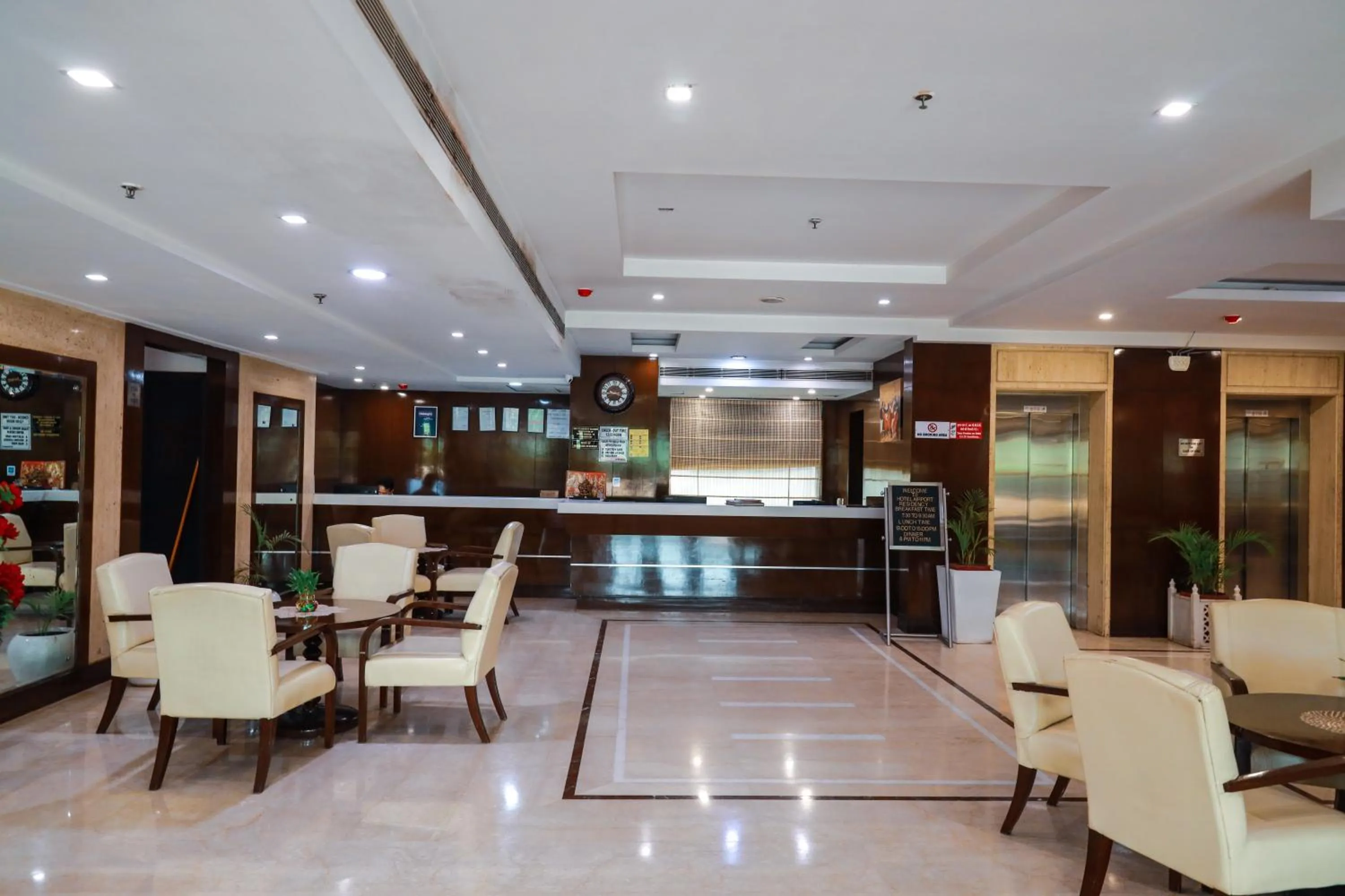 Lobby or reception in Hotel Airport Residency