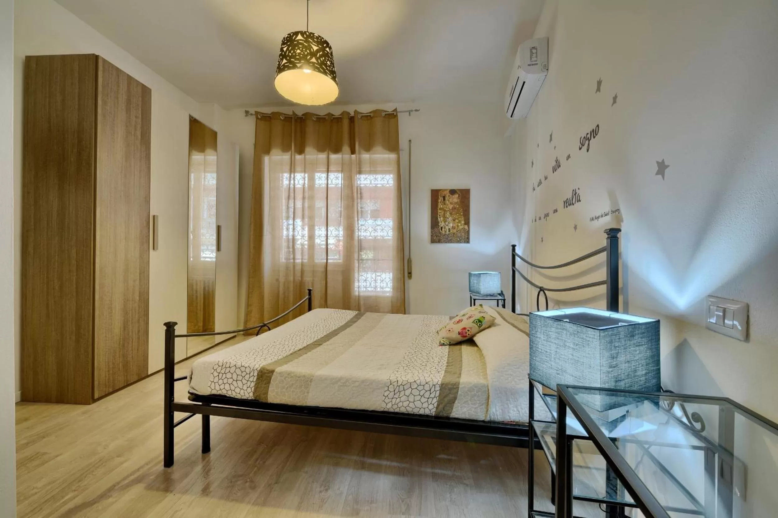 Photo of the whole room, Bed in Madì B&B