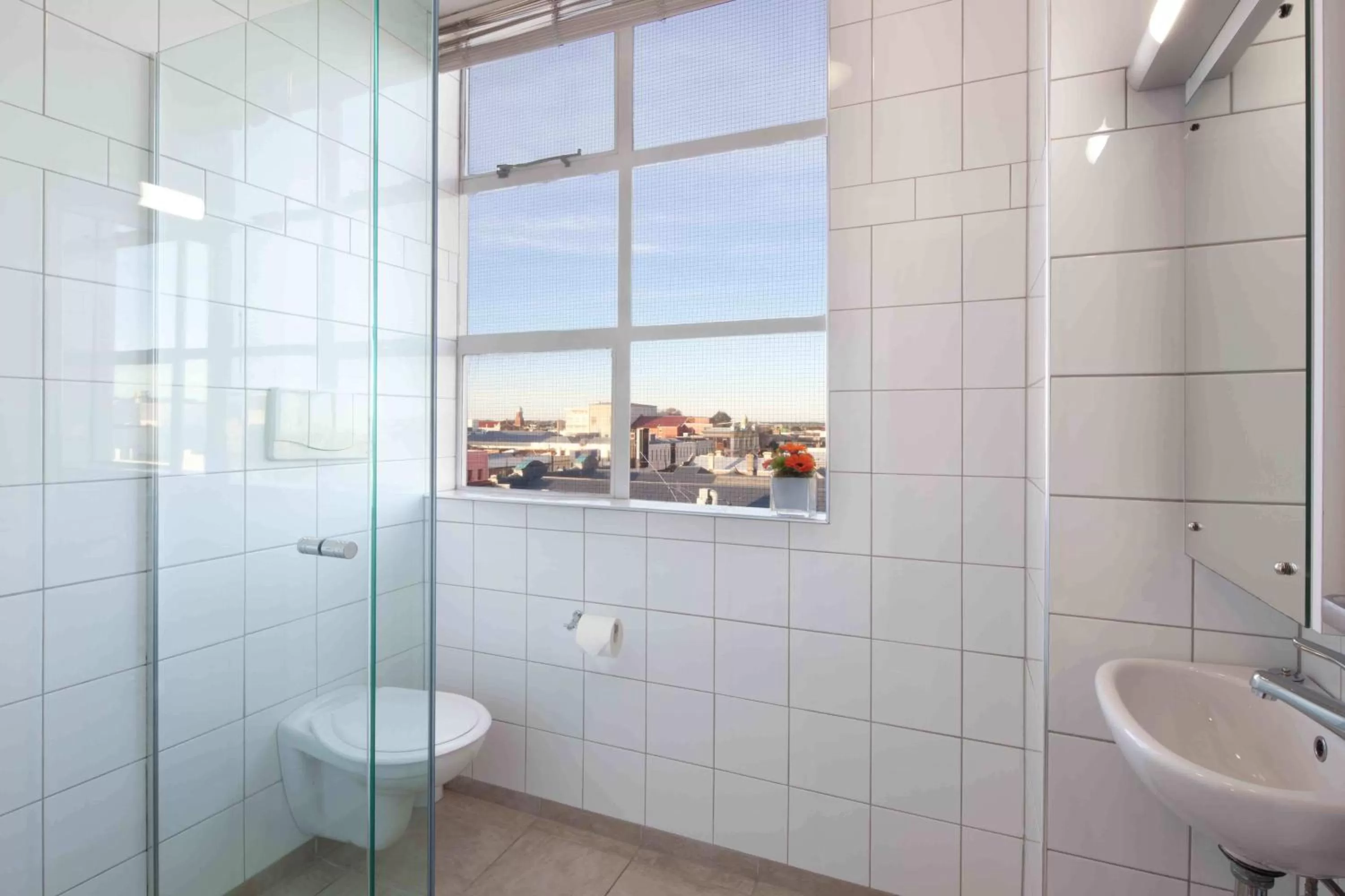 Bathroom in Ibis Styles Invercargill