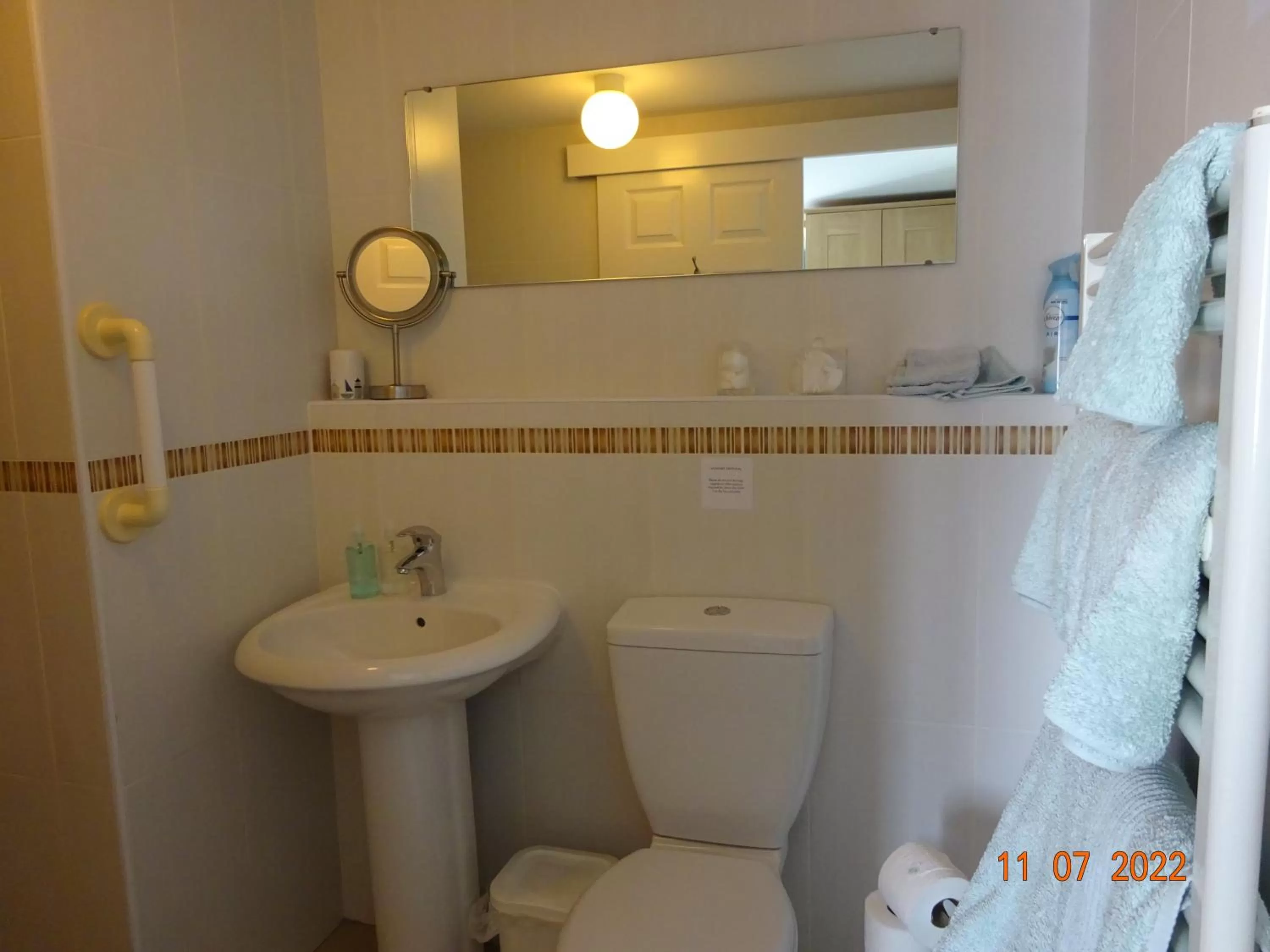 Shower, Bathroom in Sterling Bed & Breakfast