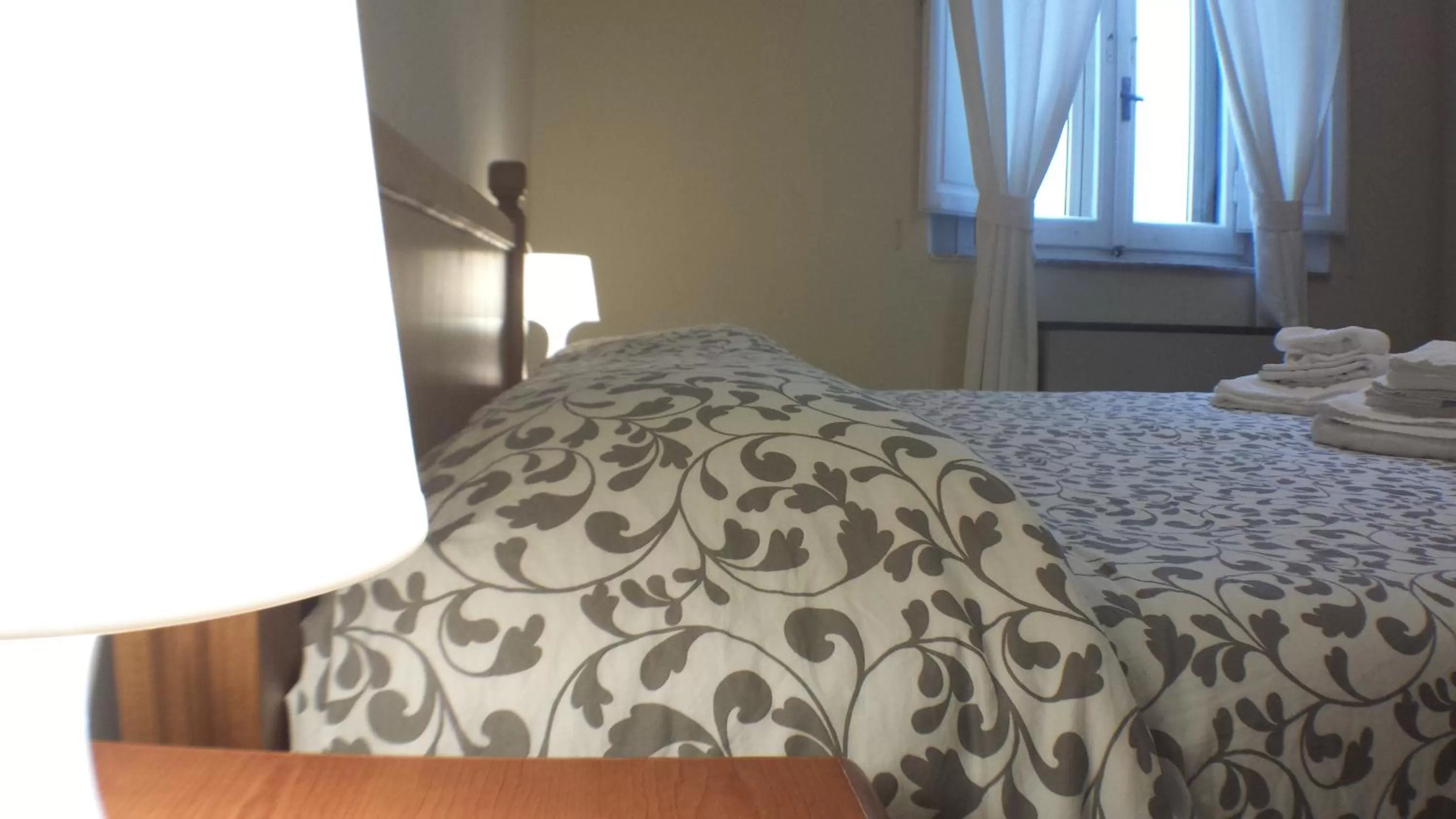 Photo of the whole room, Bed in Hotel Firenze 2000