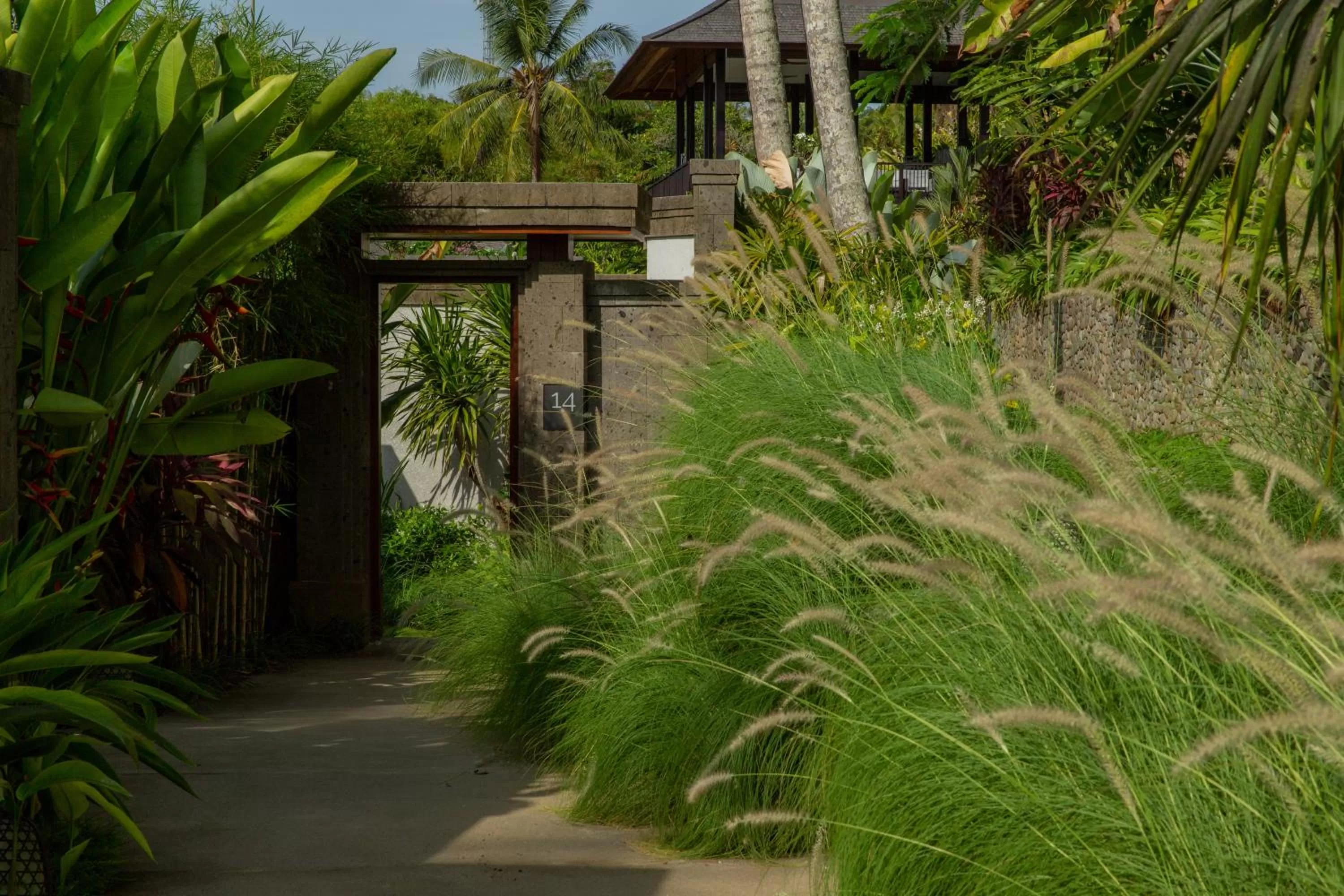 Facade/entrance in Nirjhara