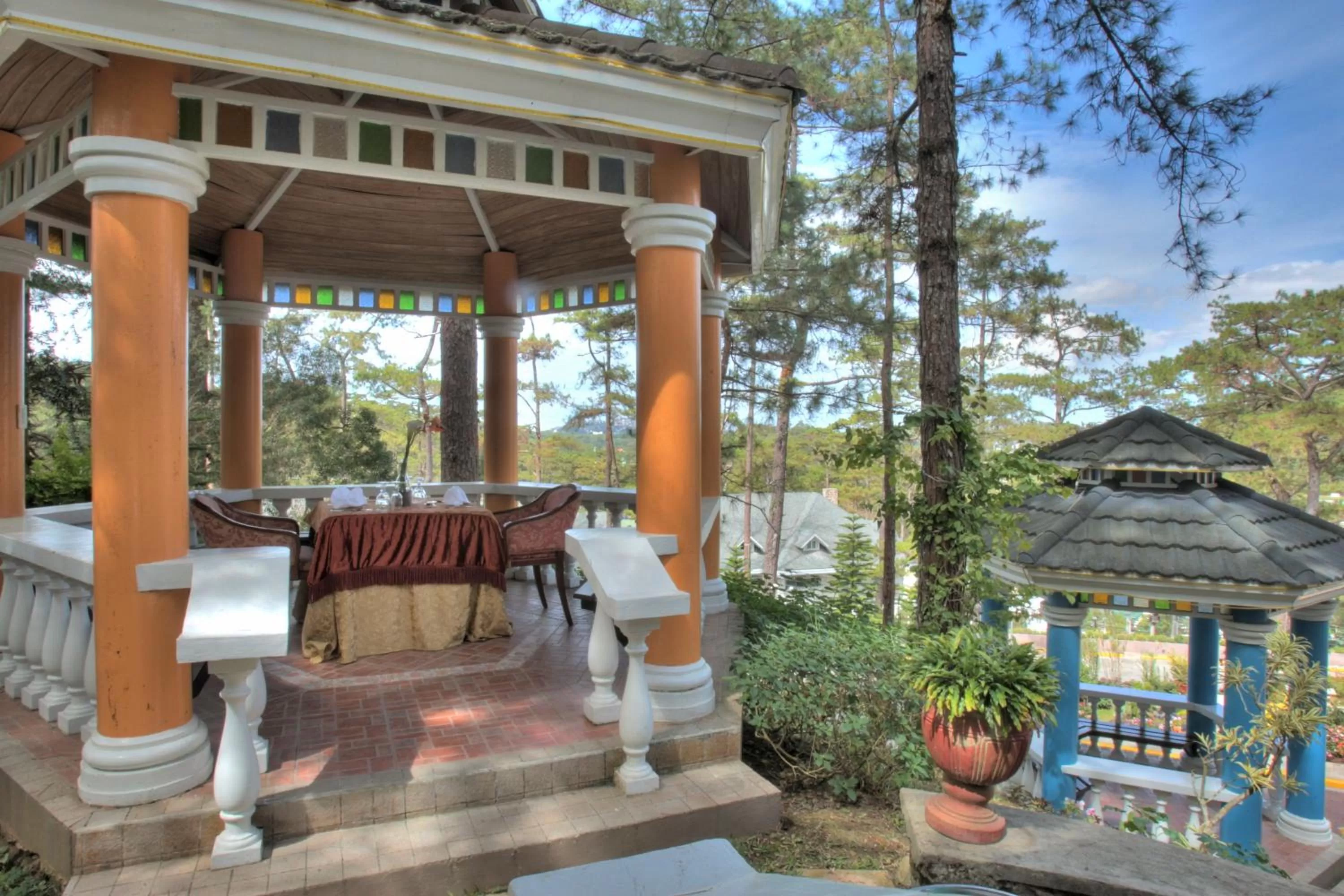 Patio in Hotel Elizabeth - Baguio