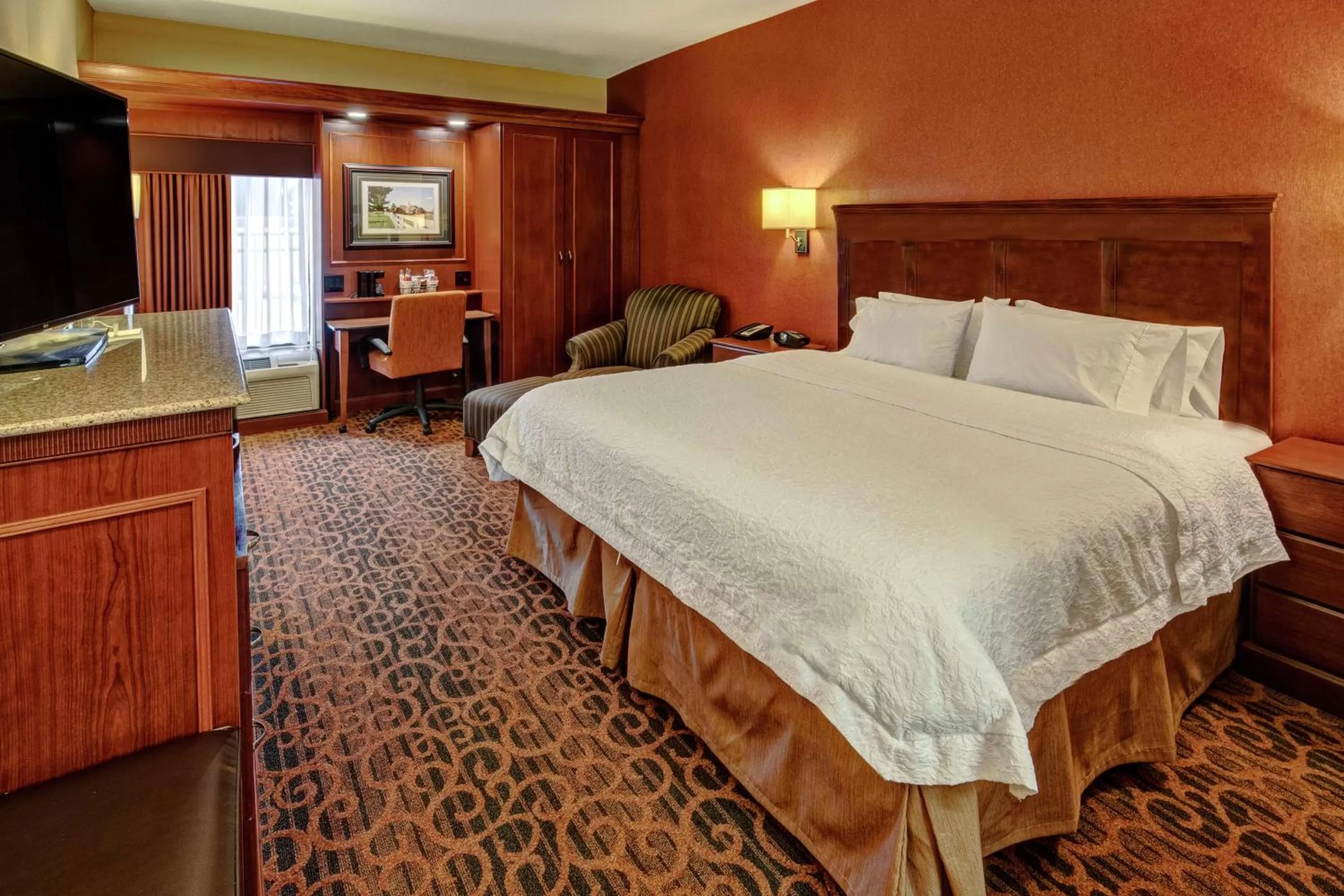 Bedroom, Bed in Hampton Inn Winchester KY