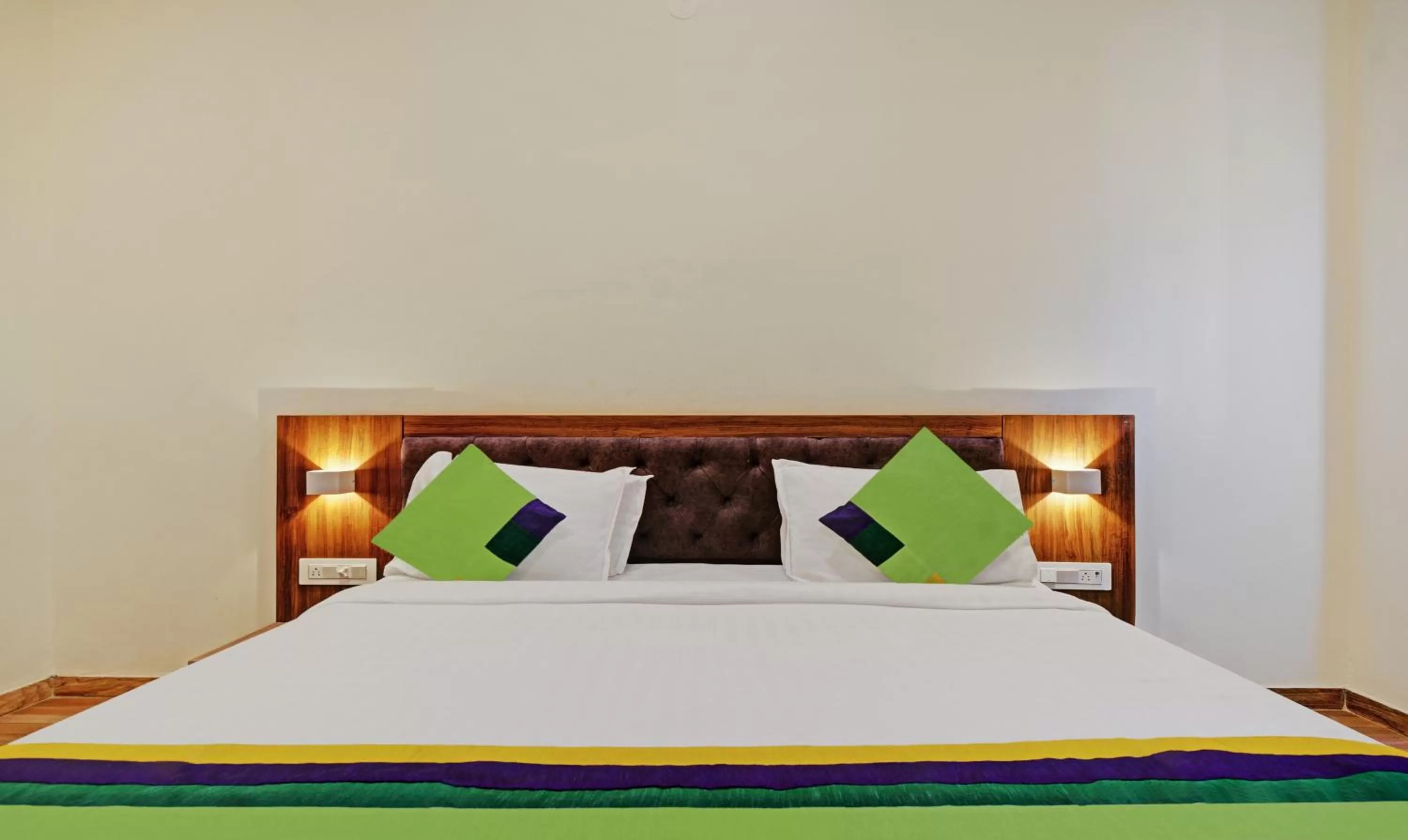 Bed in Tripli Hotels Le Shelton