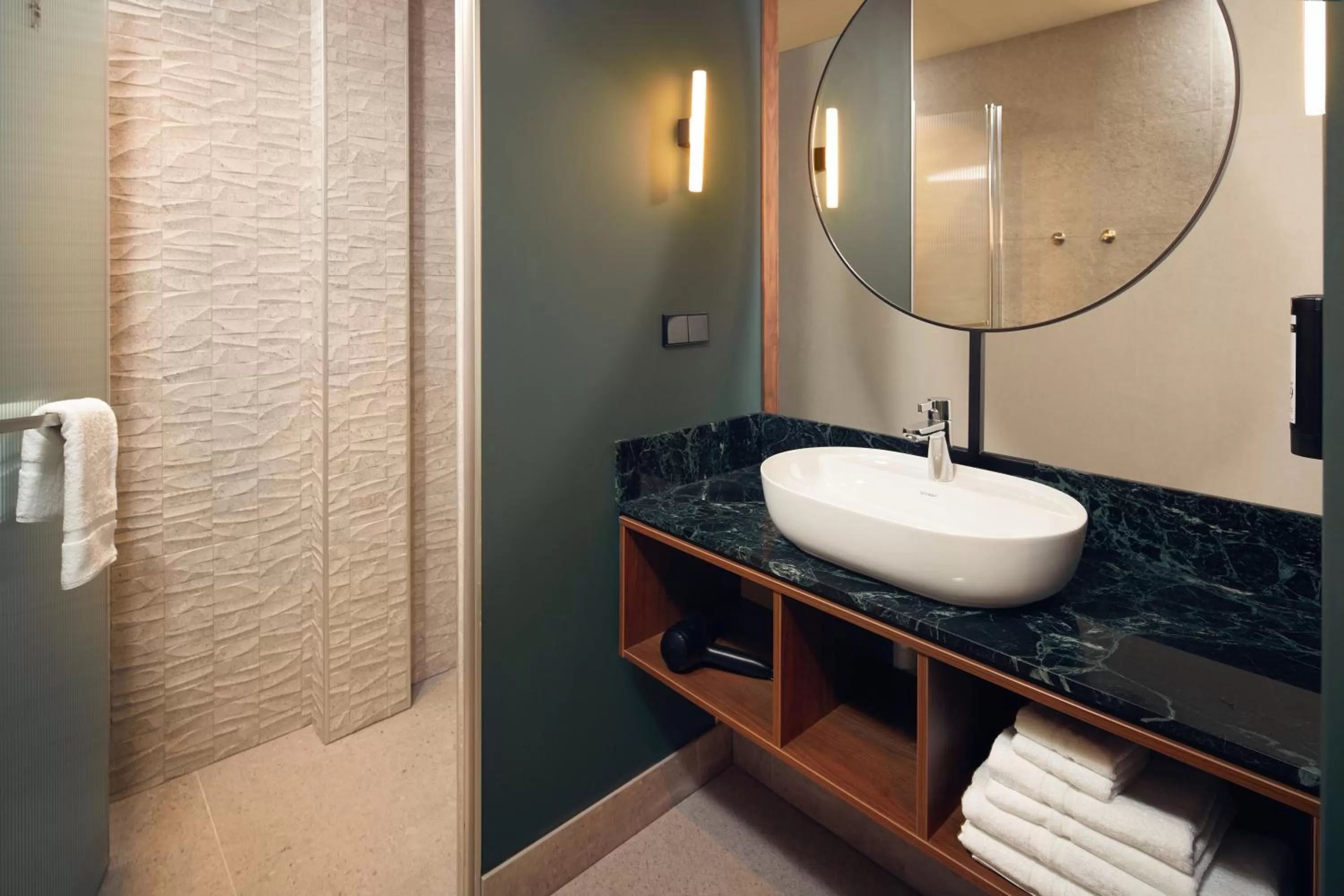 Bathroom in Met Hotel Amsterdam