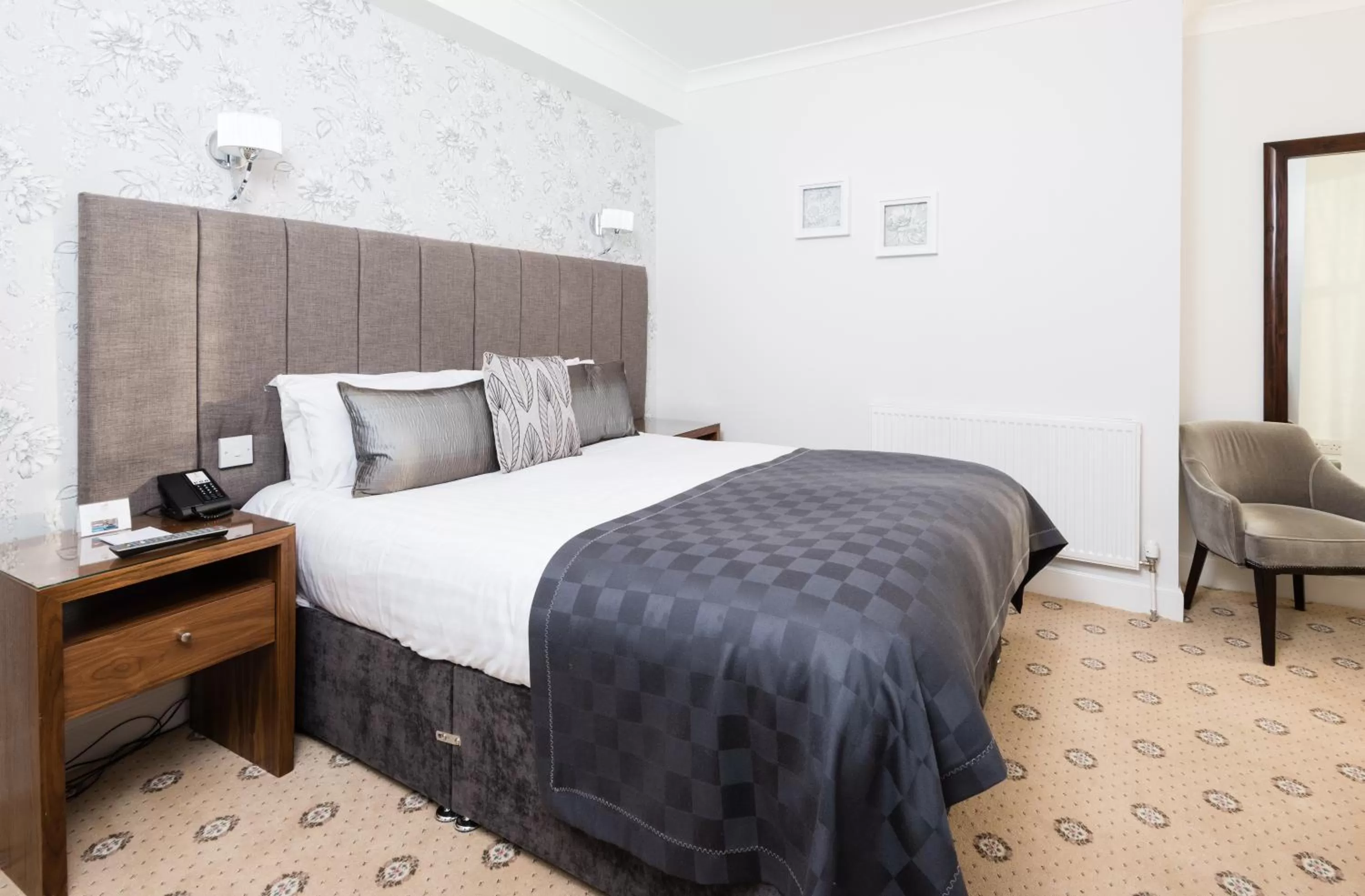 Bed in The Atholl Palace