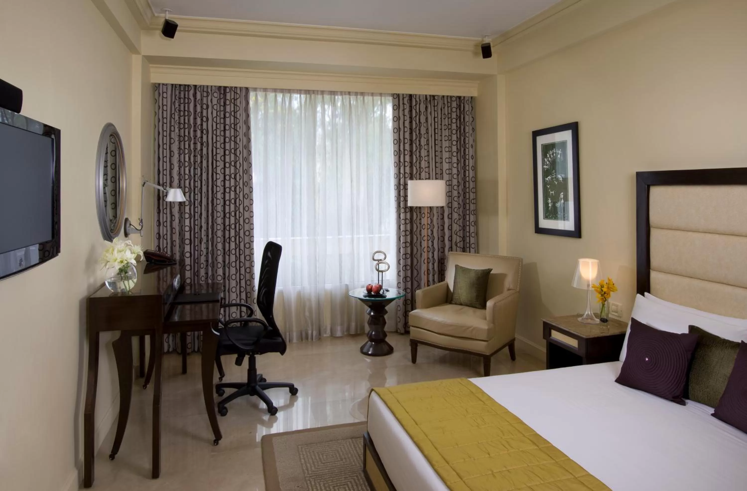 Photo of the whole room, Bed in Blue Diamond Pune IHCL SeleQtions