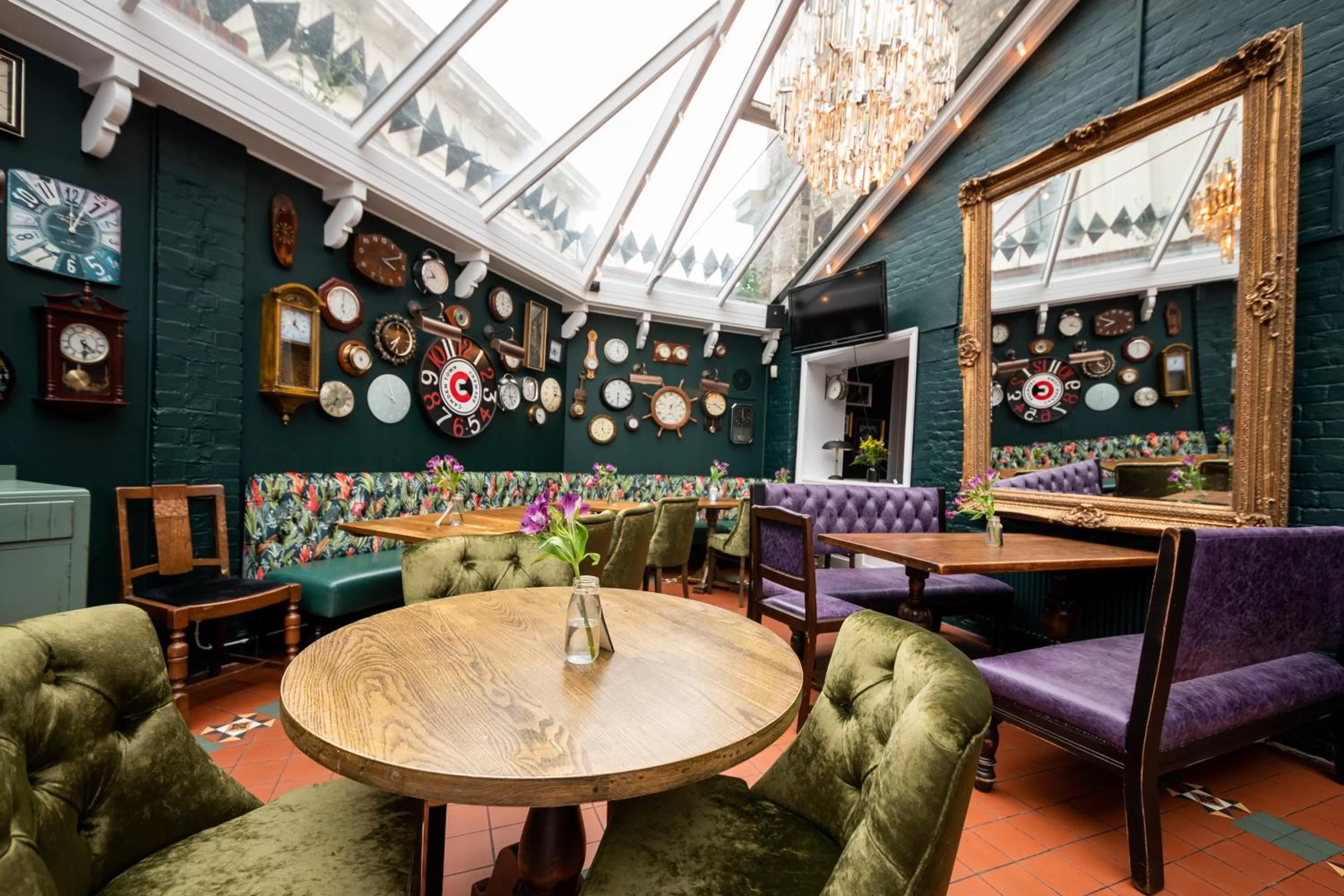 Restaurant/places to eat in The Mitre by Innkeeper's Collection