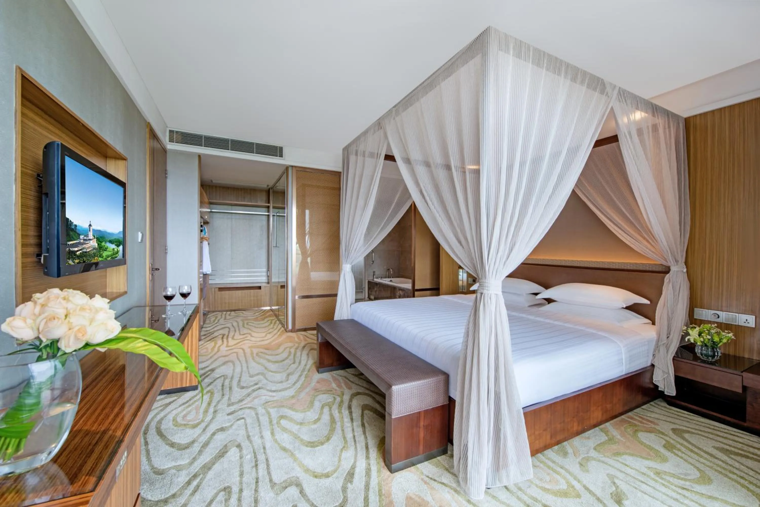 Bed in Mission Hills Hotel Resorts Dongguan