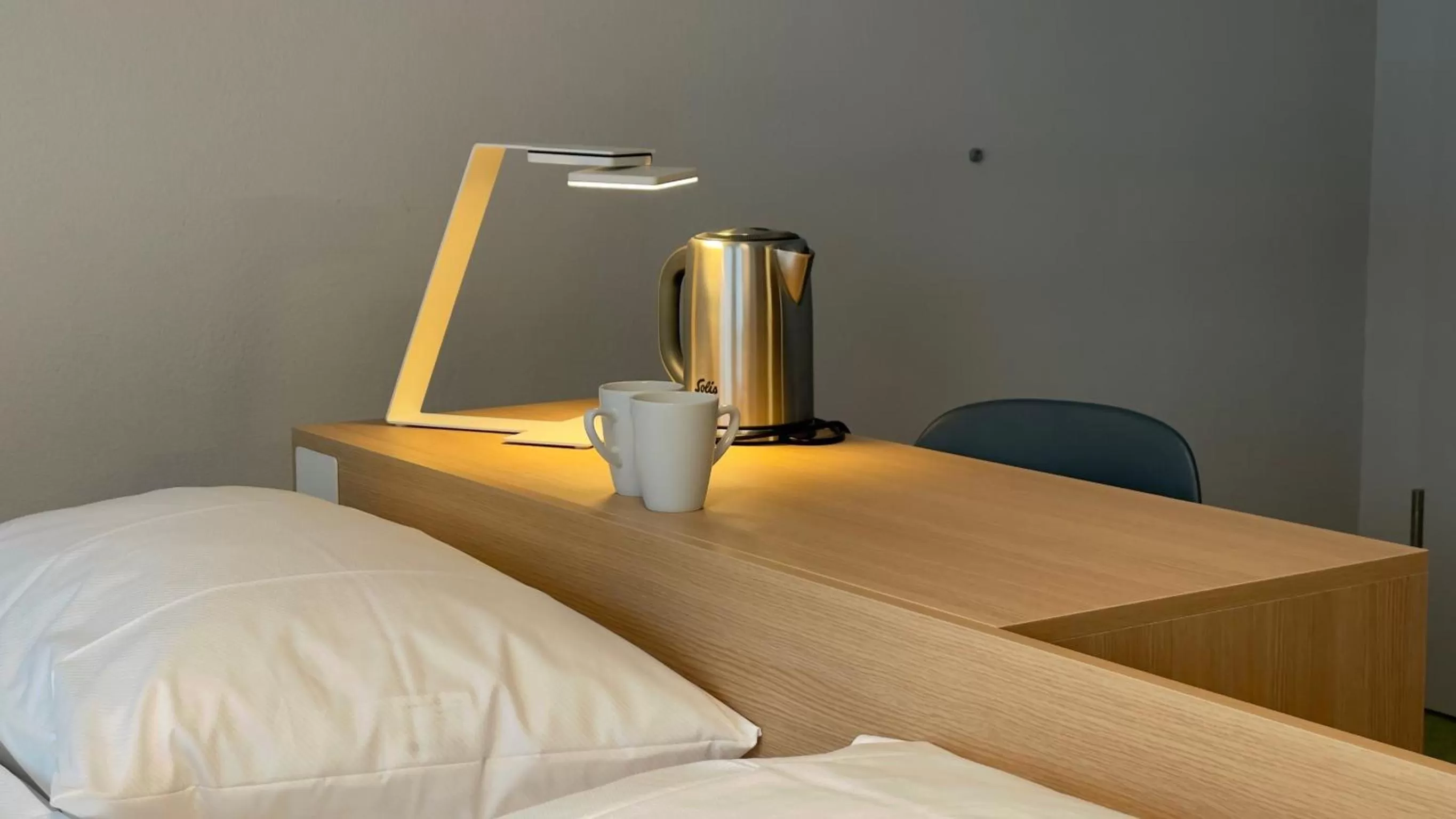 Staff, Bed in The Lab Hotel & Apartments